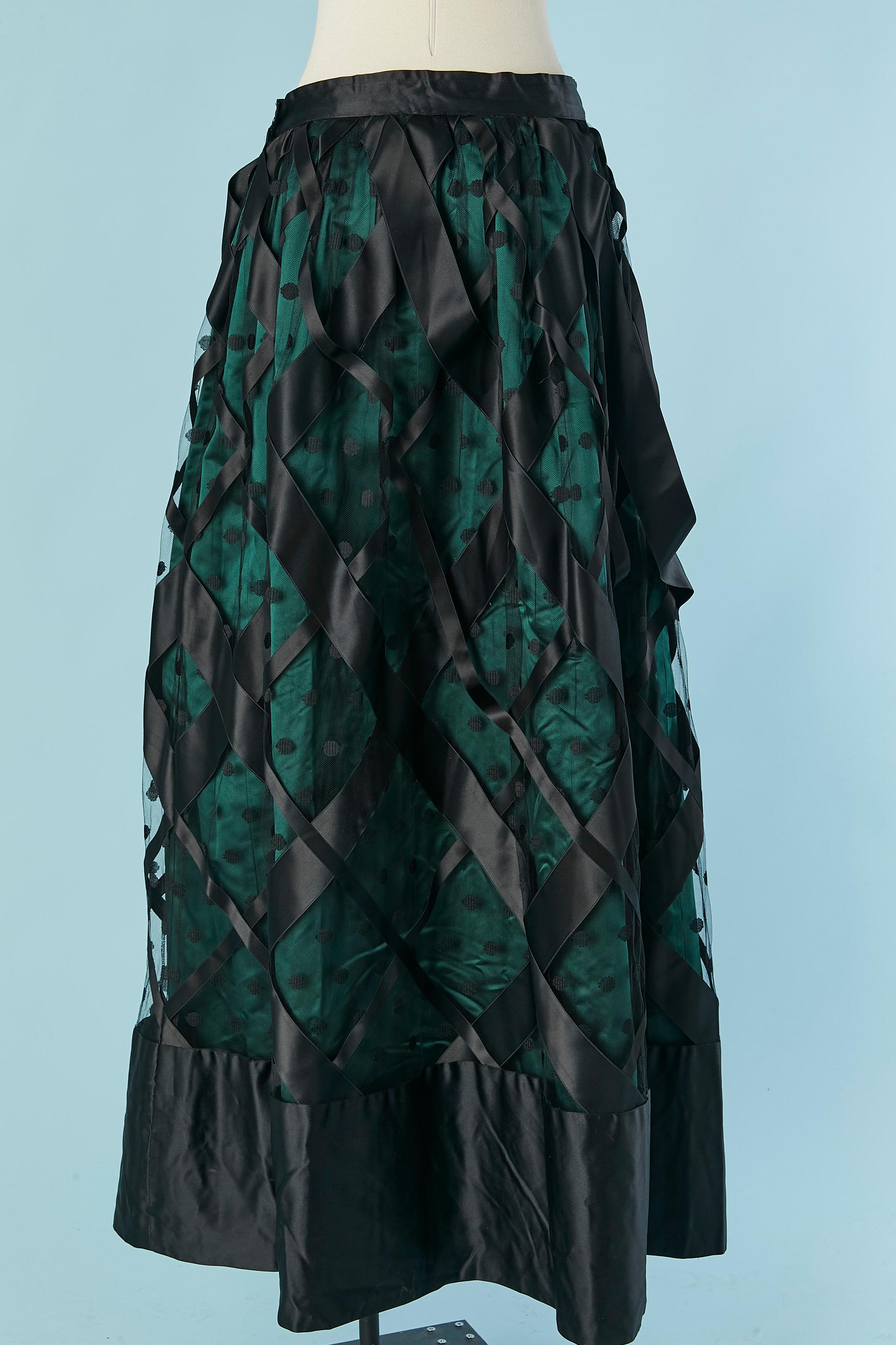 Long skirt in green satin, tulle and black ribbon appliqué Gianfranco FERRE For Sale 1