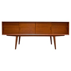 LONG + Sleek Support média CREDENZA de style Mid Century MODERN fait main