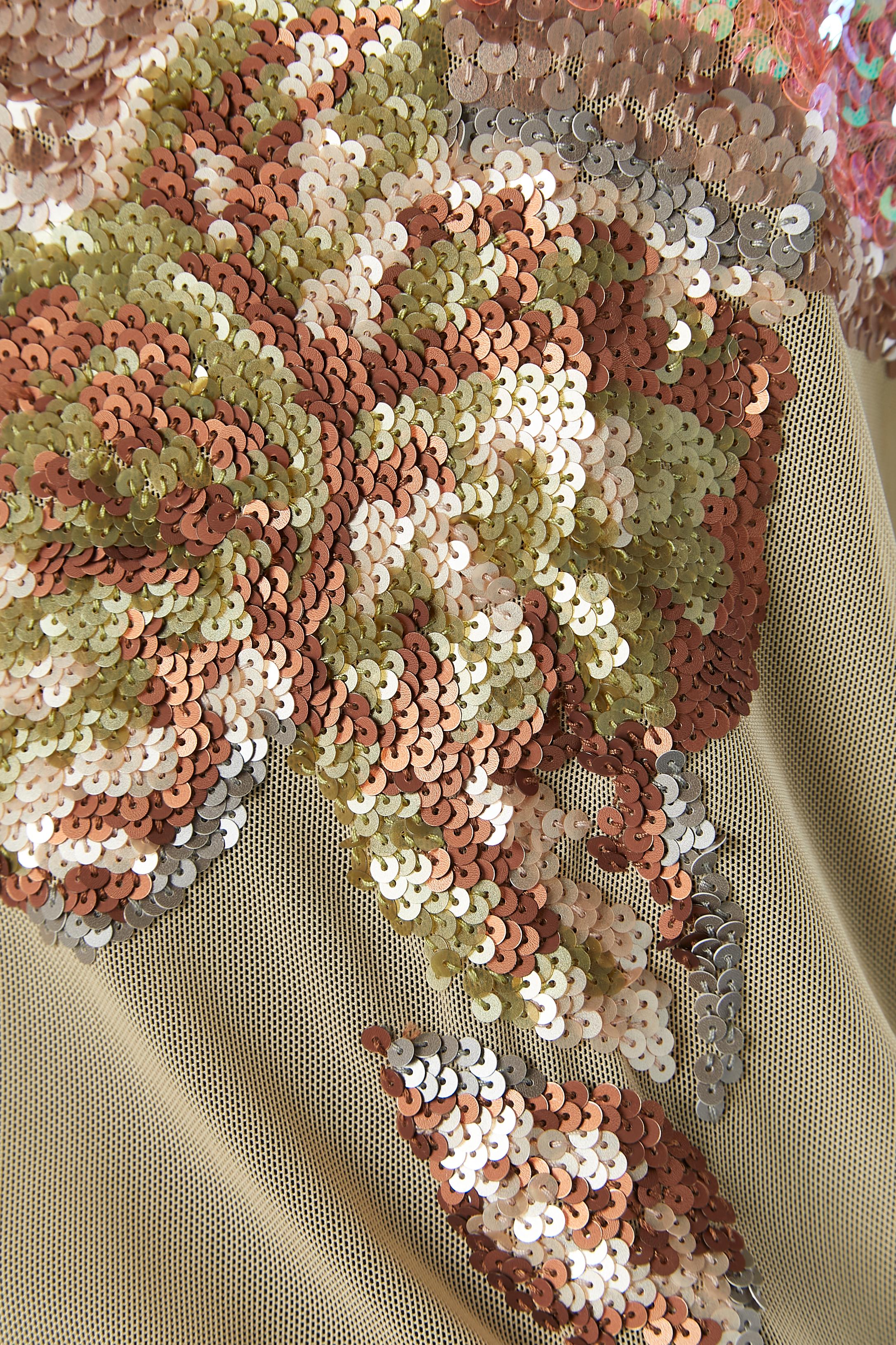 Marron Top transparent à manches longues avec paillettes Gianfranco Ferré Studio en vente