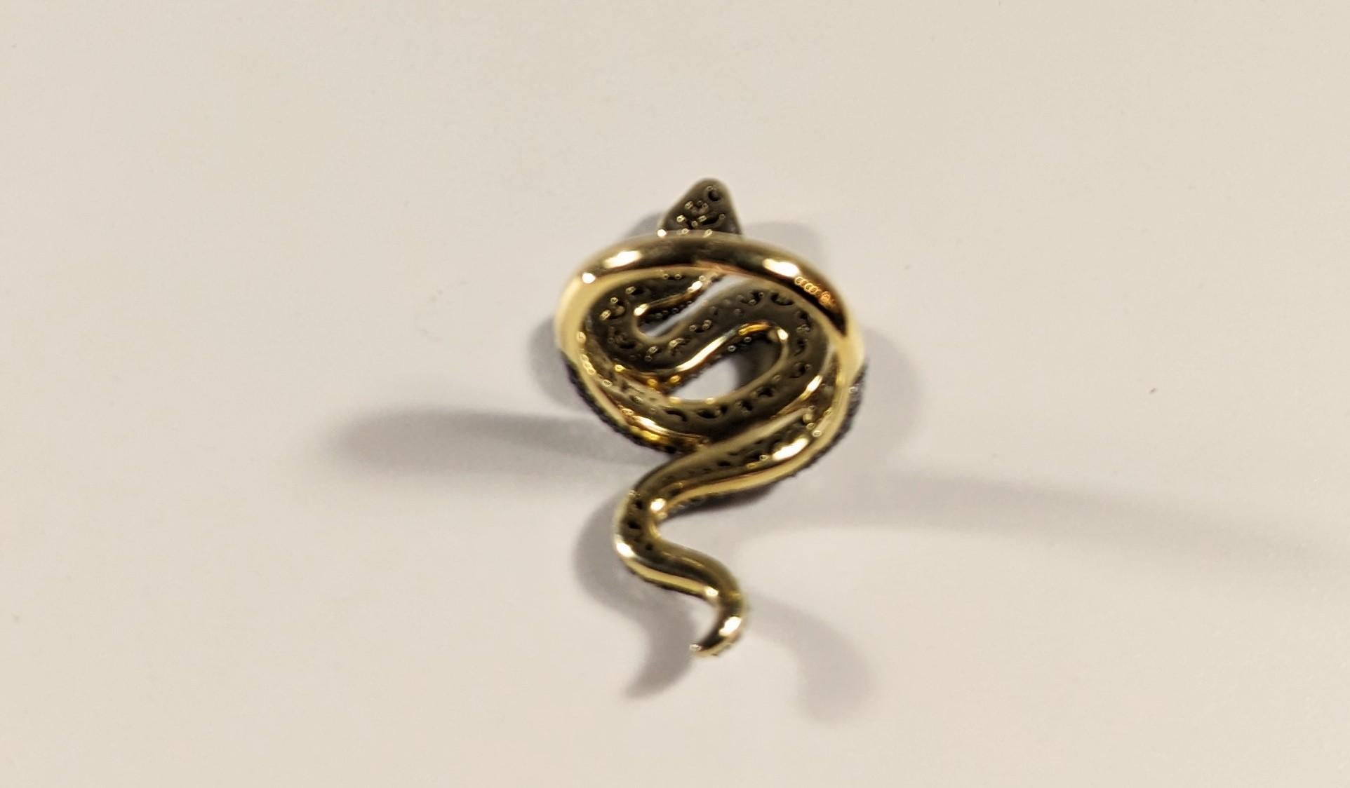 Ring mit langen Schlangendiamanten und Tsavorit  in 18k Gold & Silber (Brillantschliff) im Angebot