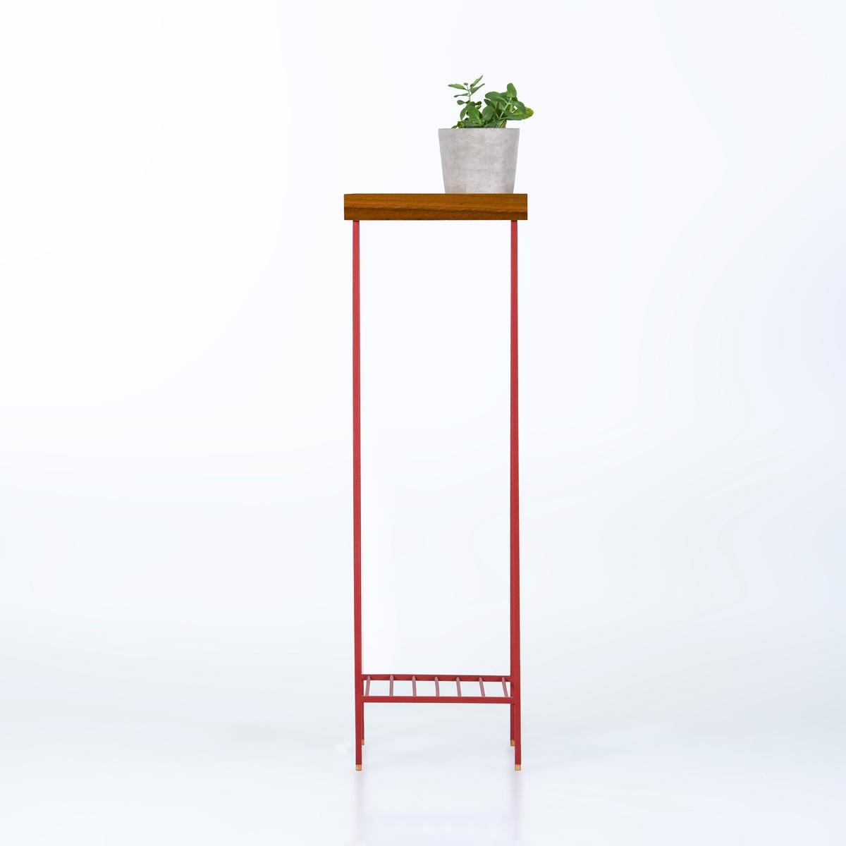 Moderne Longue table d'appoint / Plant Stand en Wood Wood Wood - Série EDGE, avec pieds en métal coloré en vente