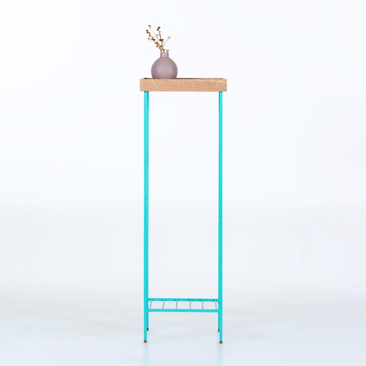 Turc Longue table d'appoint / Plant Stand en Wood Wood Wood - Série EDGE, avec pieds en métal coloré en vente