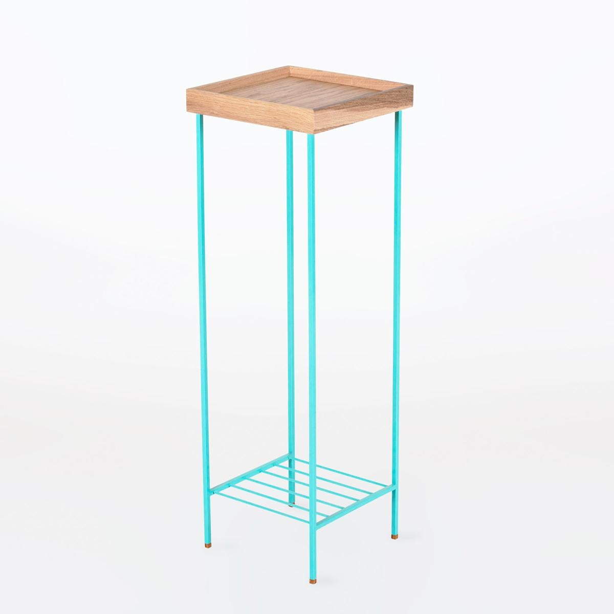 Fait main Longue table d'appoint / Plant Stand en Wood Wood Wood - Série EDGE, avec pieds en métal coloré en vente
