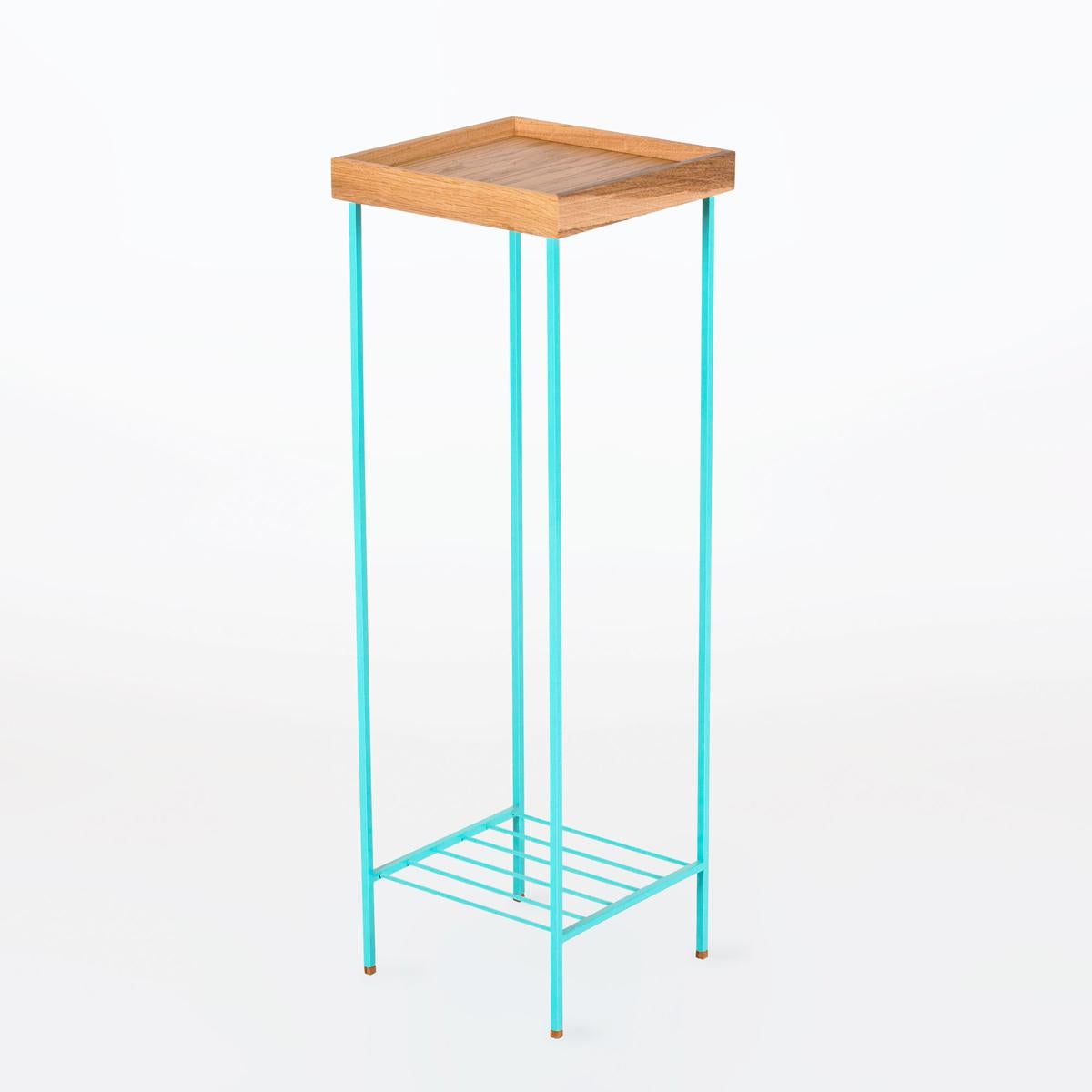 Fait main Longue table d'appoint / Plant Stand en Wood Wood Wood - Série EDGE, avec pieds en métal coloré en vente