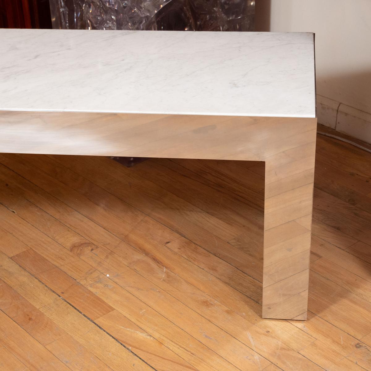 marble top bench