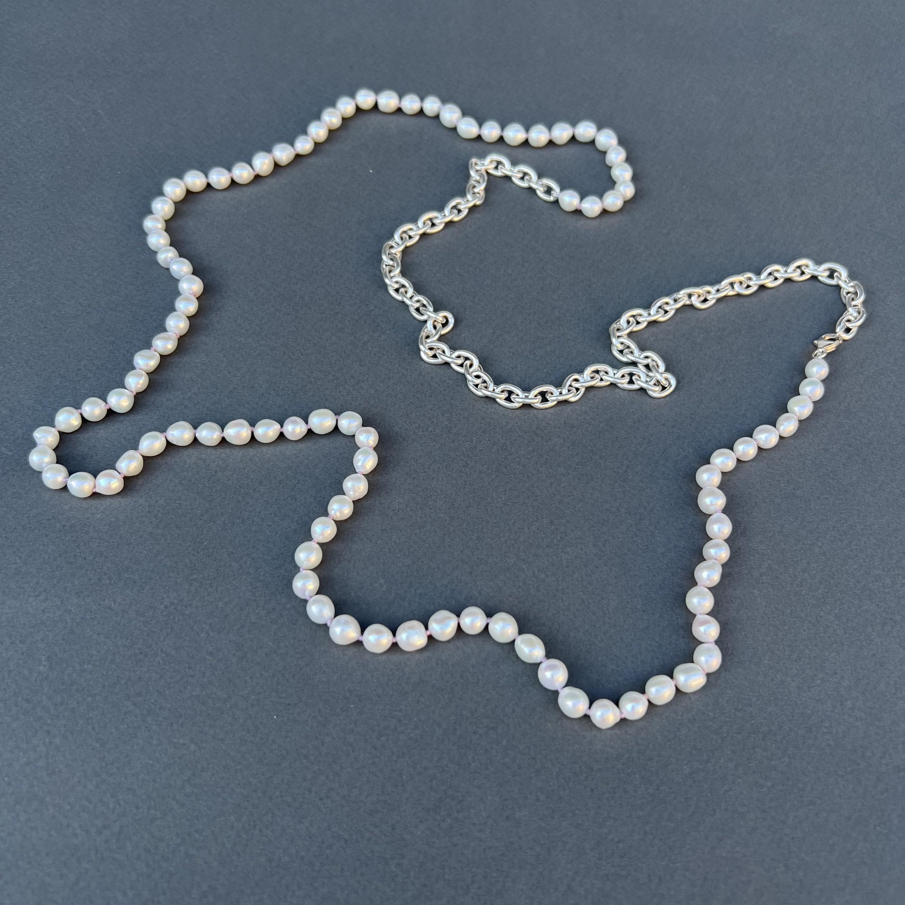 Round Cut Long Strand White Pearl Silver Chunky Chain Necklace J Dauphin For Sale