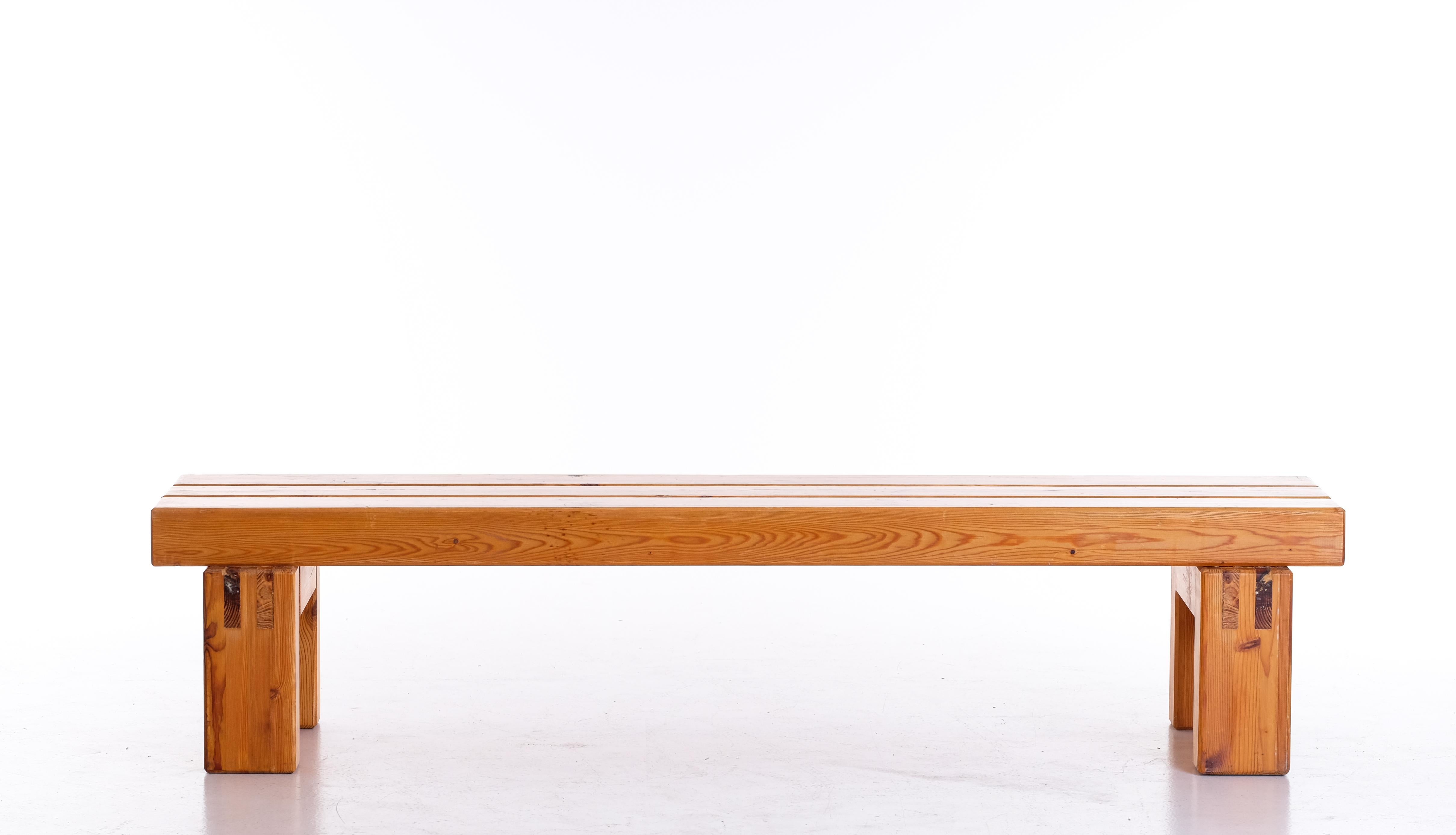 Solid pine bench produced in Sweden, 1970s.
Width: 180 cm