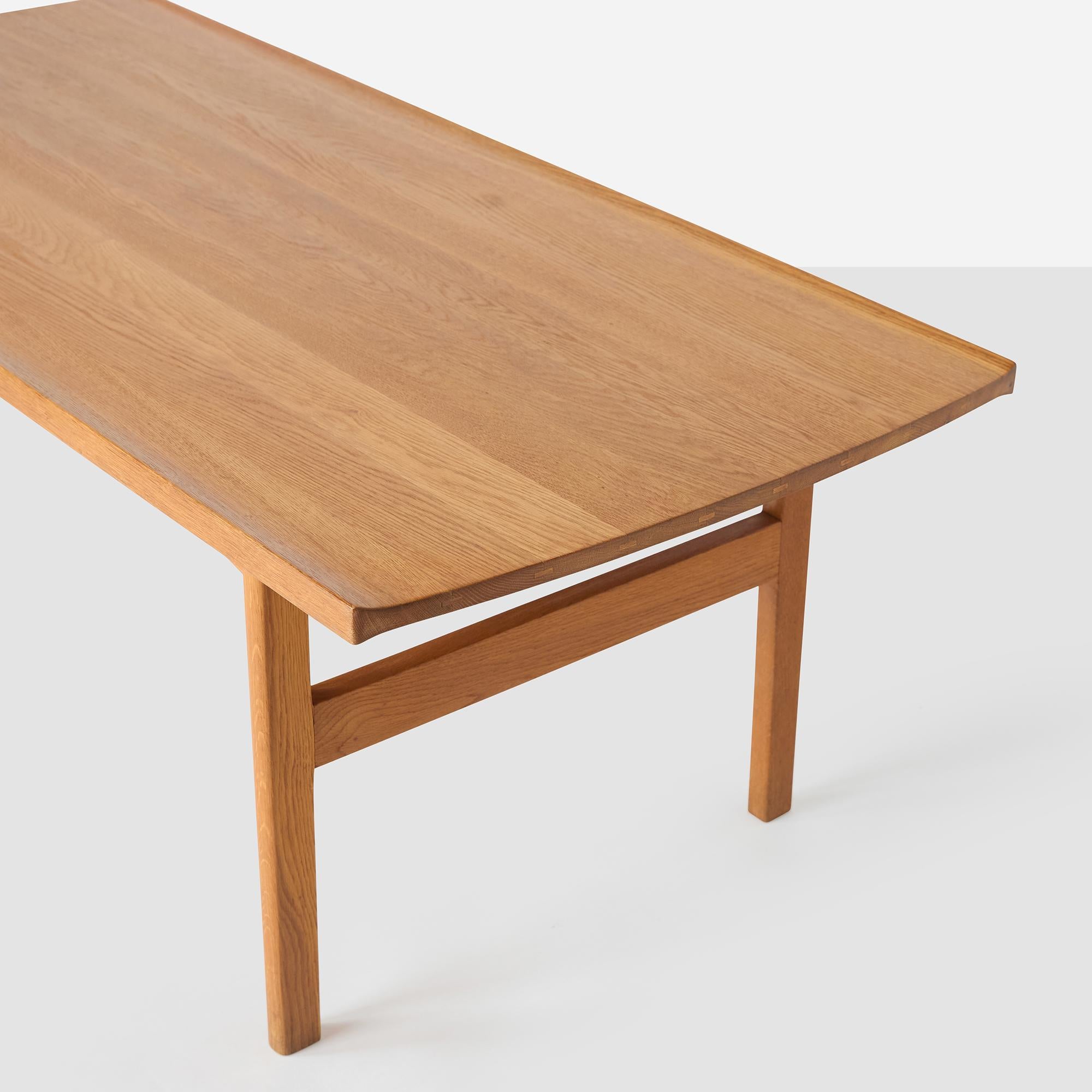 20ième siècle Table basse longue en teck de Tove & Edvard Kindt-Larsen en vente