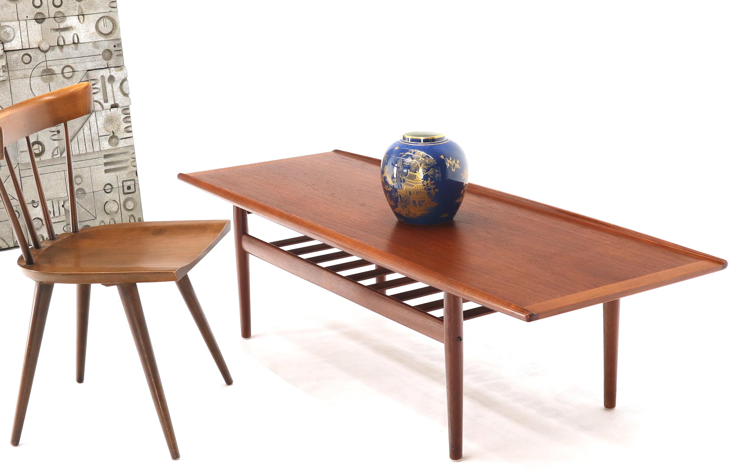 Fine Mid-Century Modern long teak coffee table.