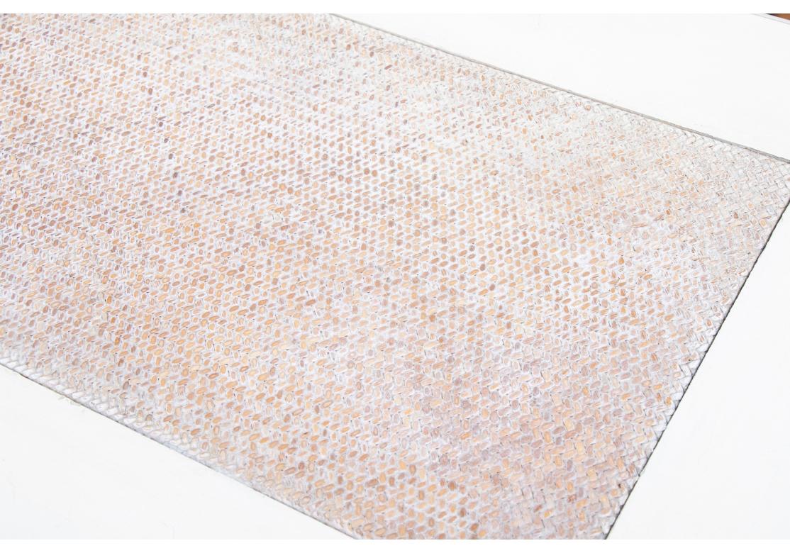 Table console à longues niveaux peinte en blanc en vente 2