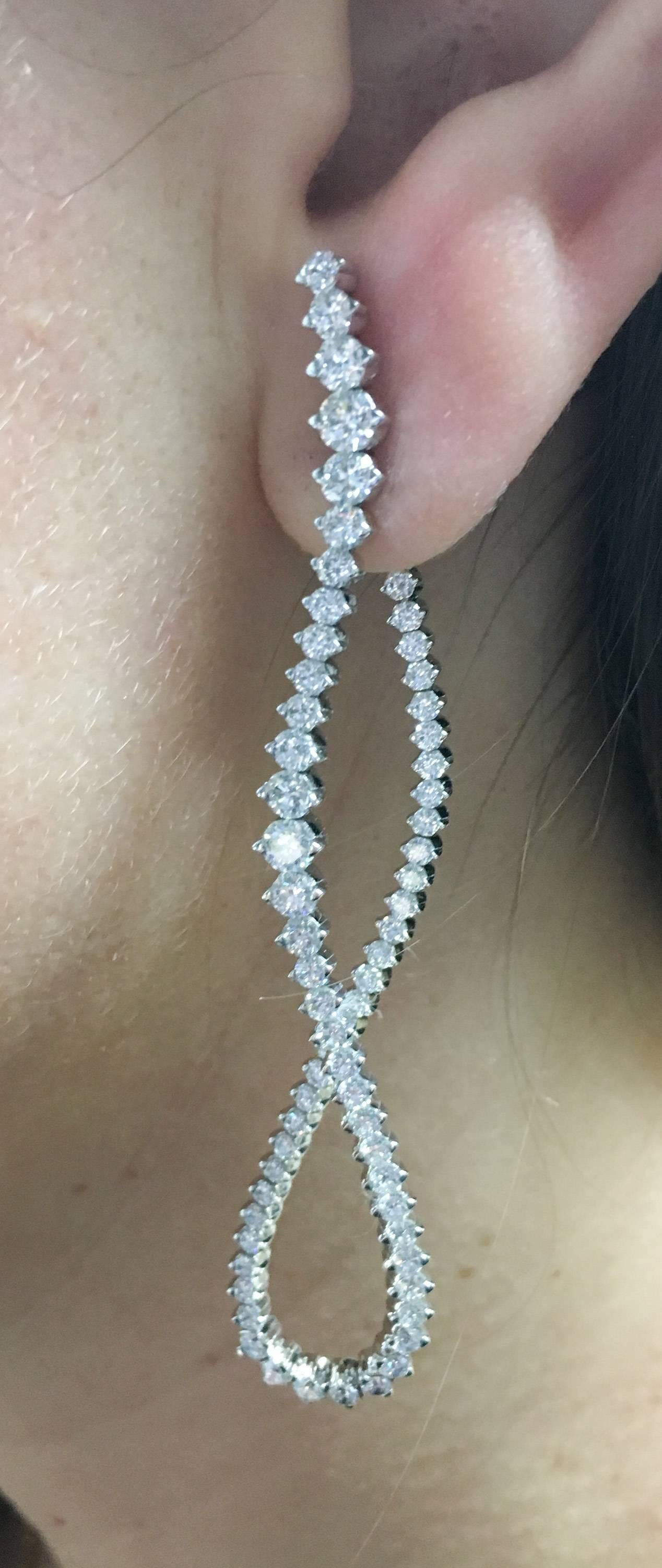 Long Twisted Diamond Earrings In New Condition In Greenwich, CT