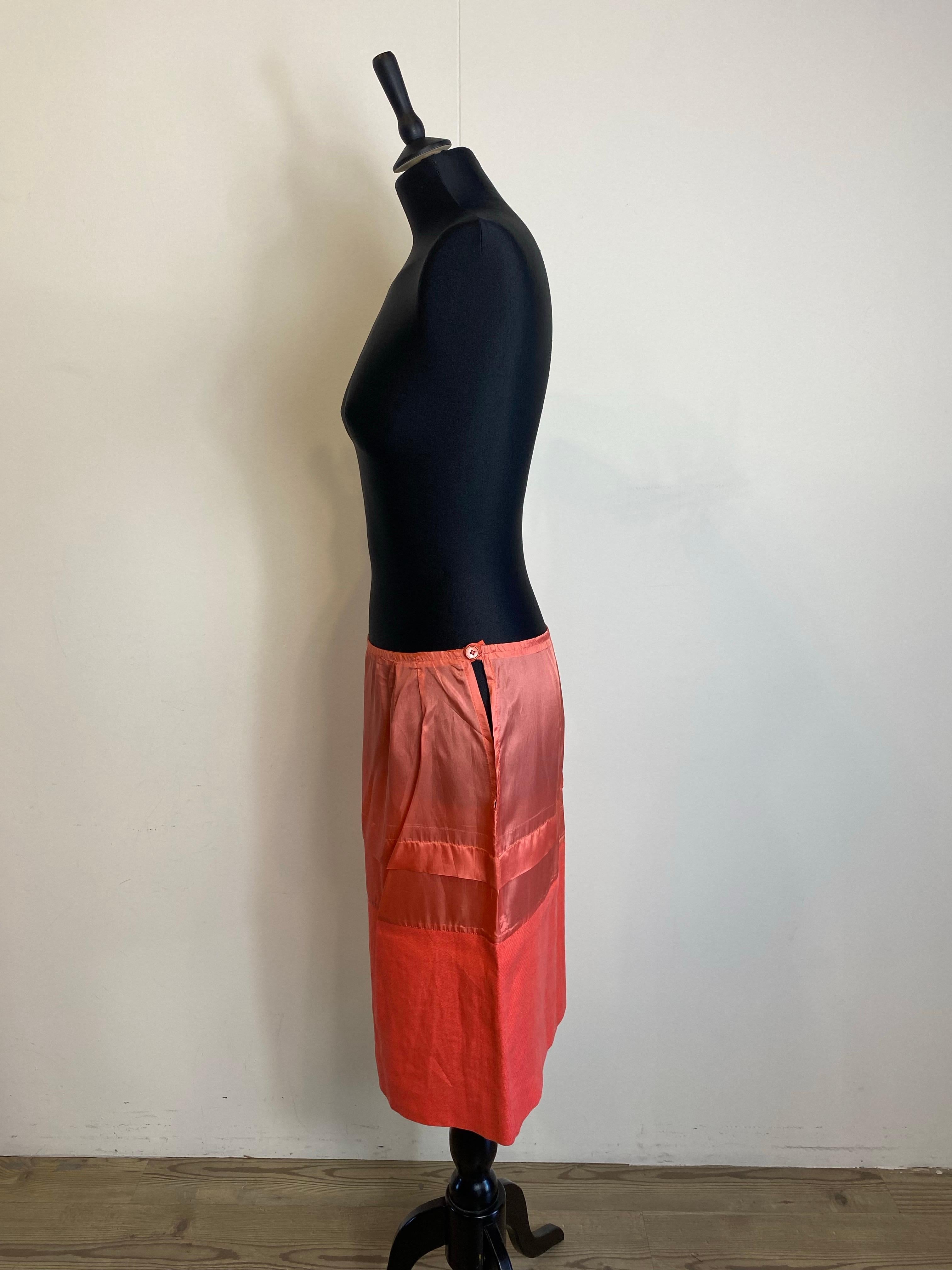 Long vest and Valentino skirt. en venta 4