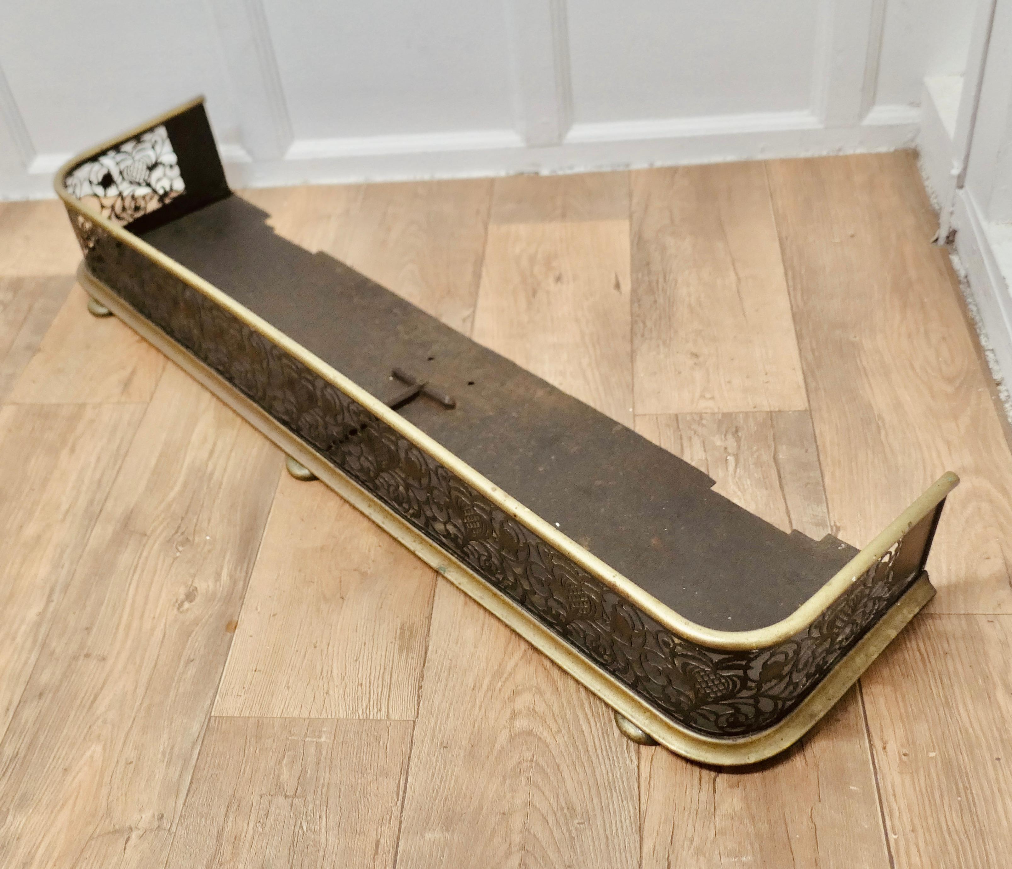 Late 19th Century Long Victorian Pierced Iron and Brass Fender   This is a top quality Victorian B For Sale