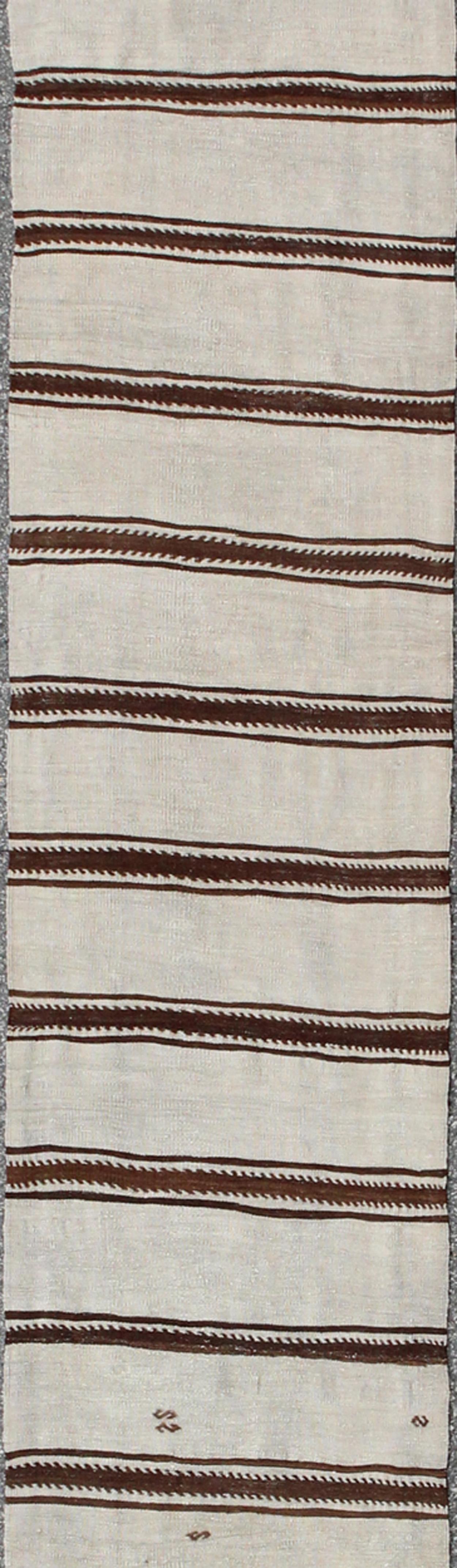 Long Vintage Turkish Kilim Flat-Weave Runner with Minimalist Stripe Design In Excellent Condition For Sale In Atlanta, GA