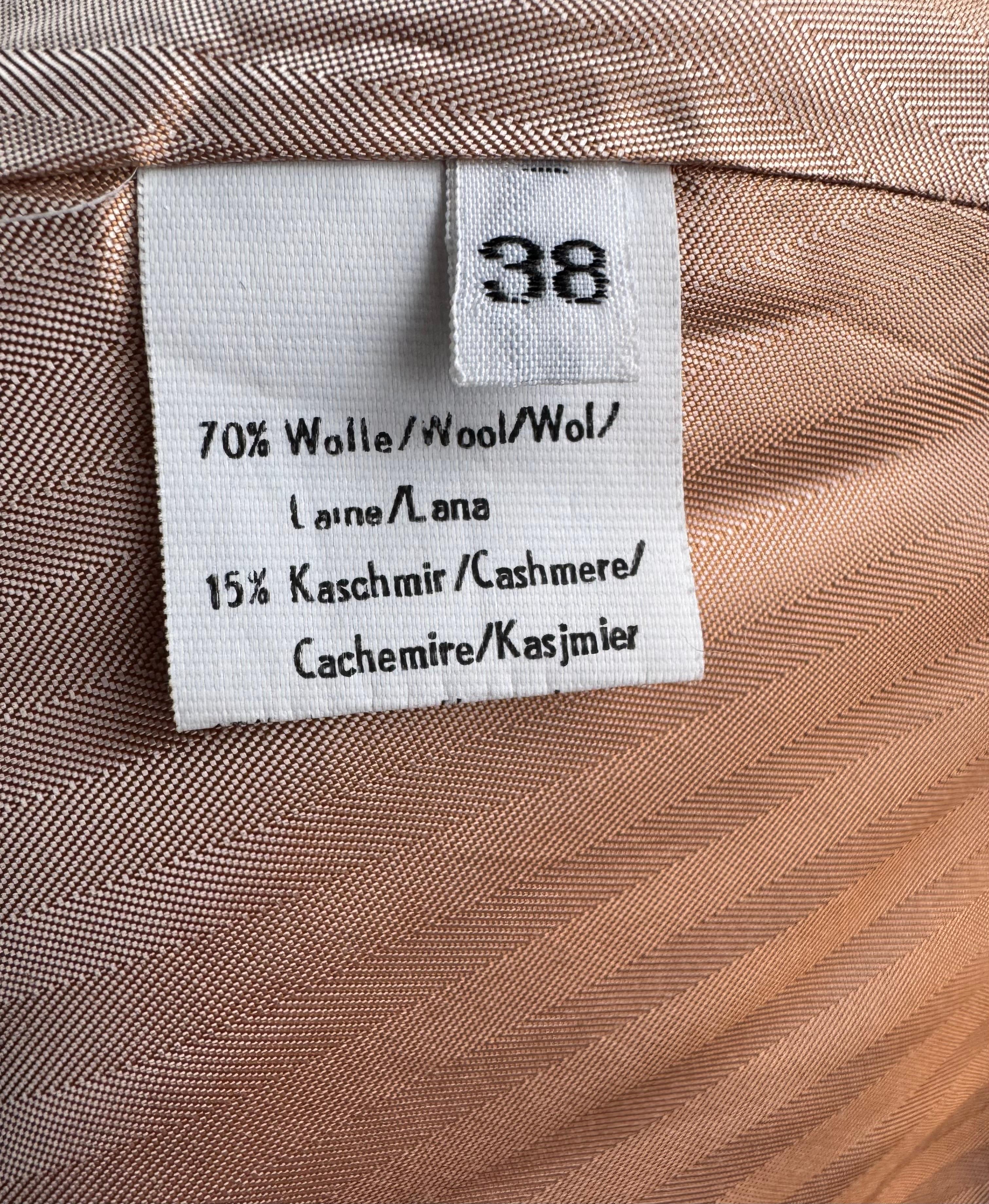 Long manteau vintage en laine avec col et poignets en renard en vente 1