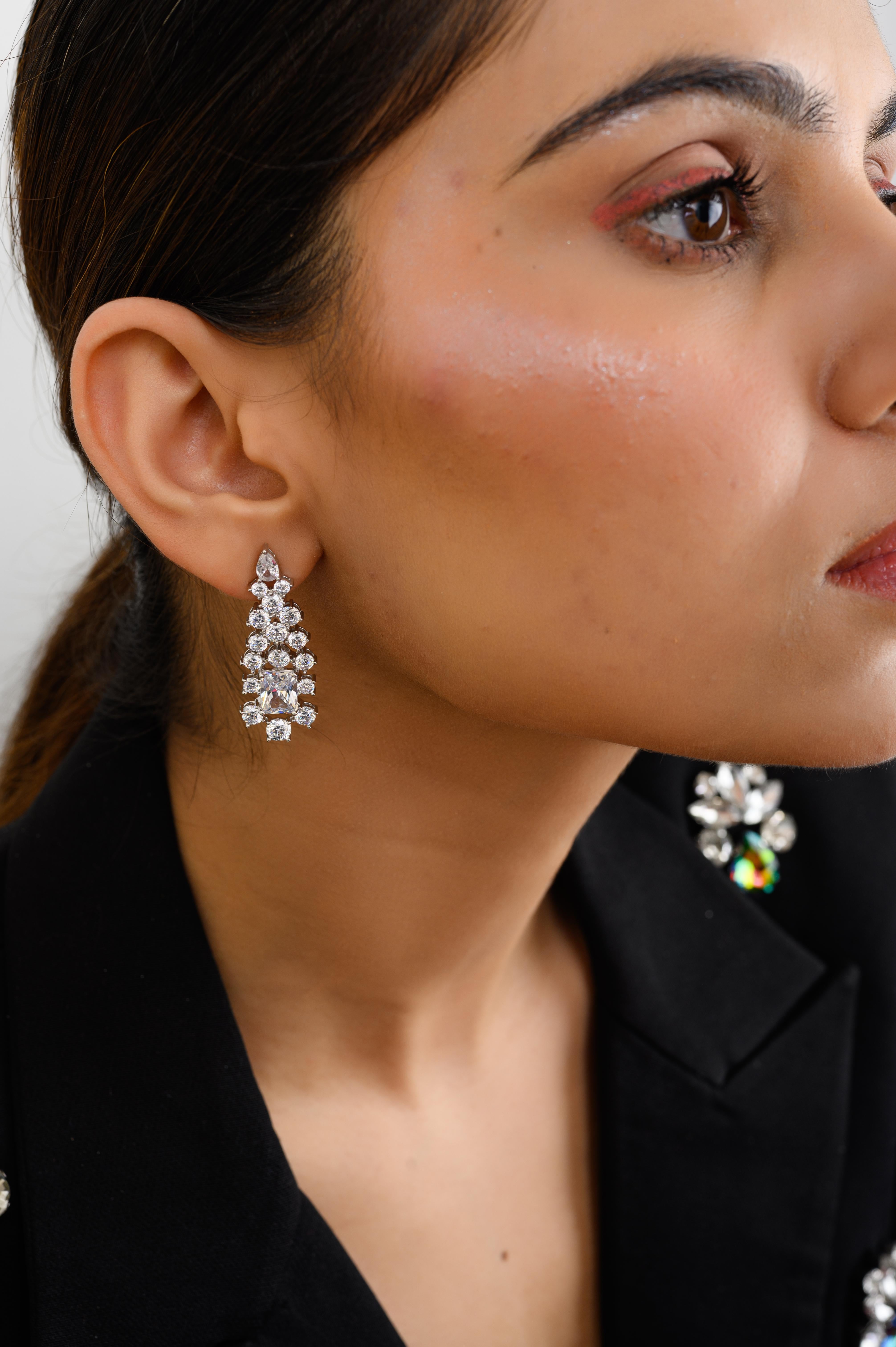 Long Zircon Partywear Dangle Earrings in 925 Sterling Silver for Engagement For Sale 4