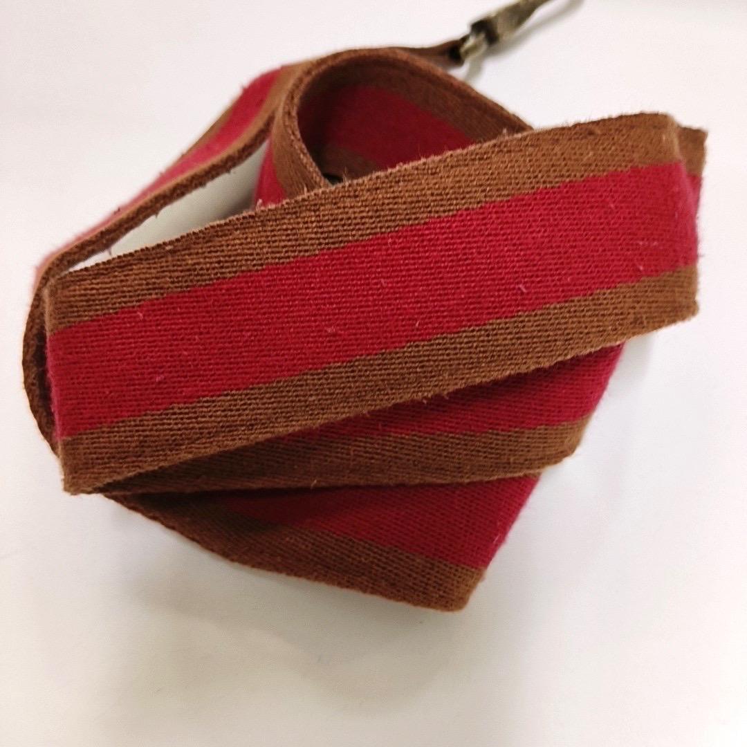Longchamp Au Sultan Weekender Brown Sac de voyage en cuir avec bandoulière en toile en vente 4