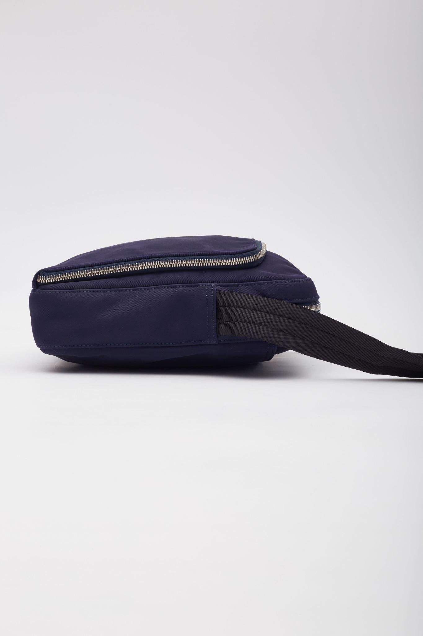Longchamp Blue Canvas Logo Messenger Bag For Sale 1