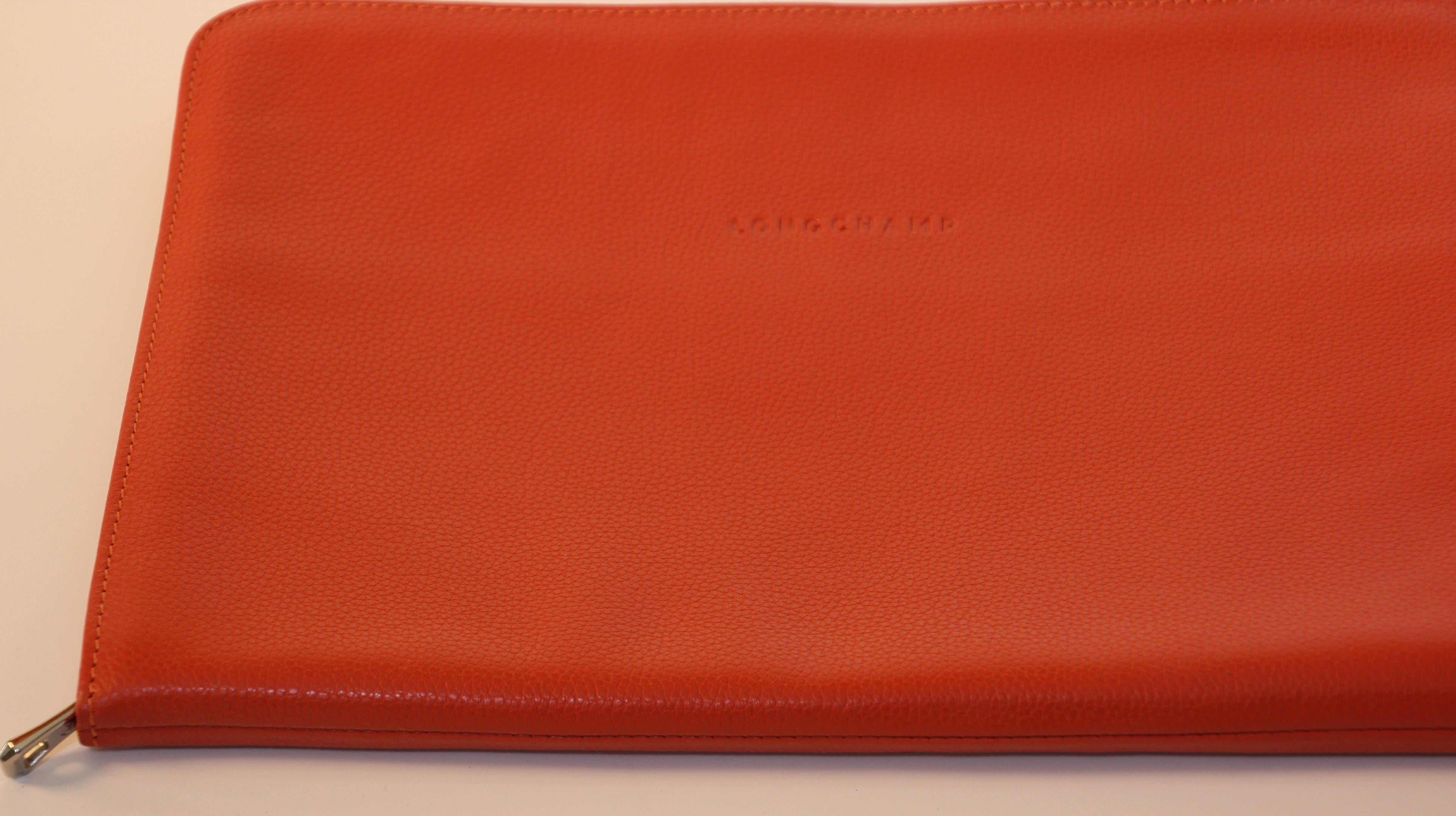 orange laptop case