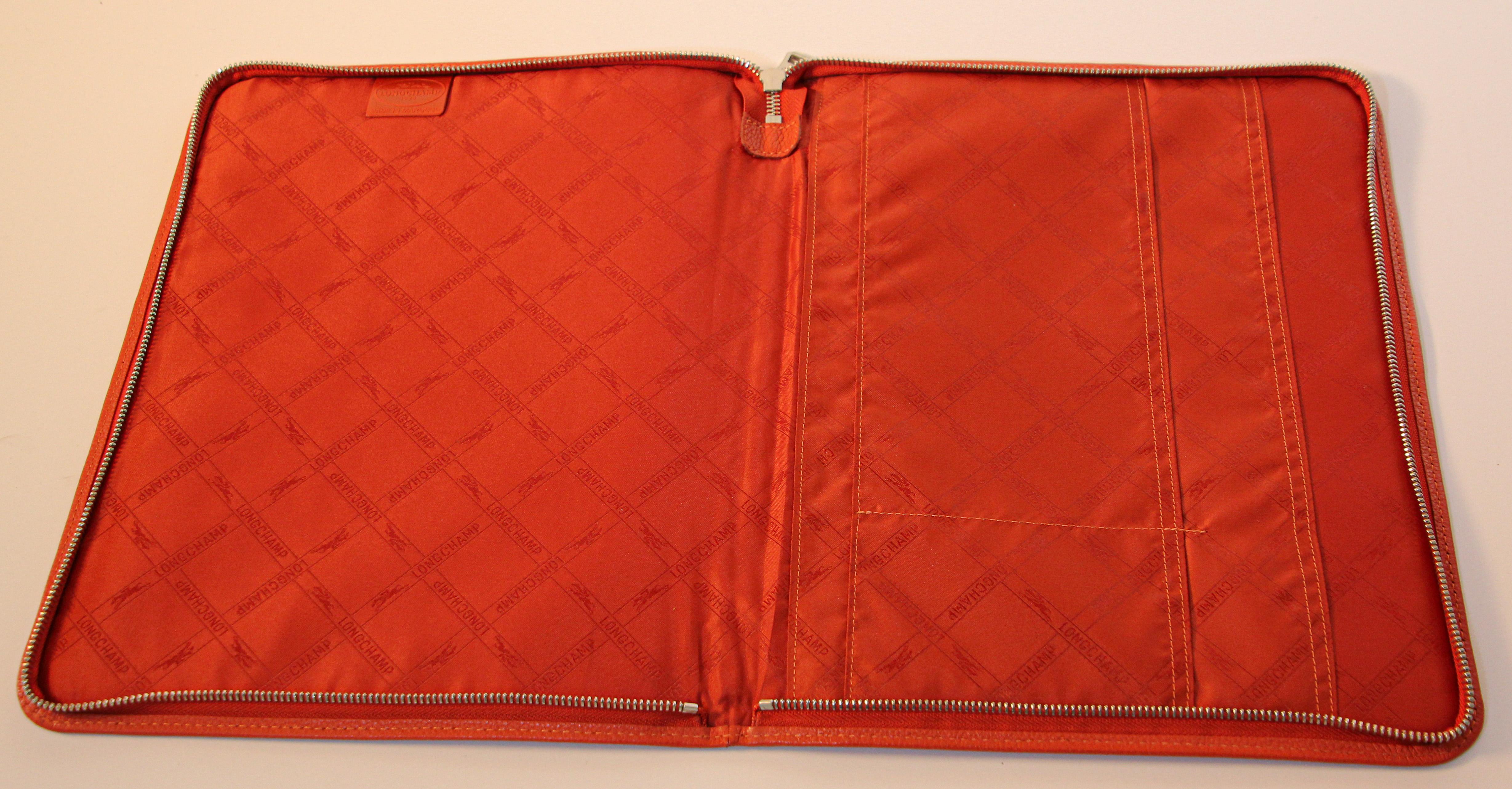Longchamp Burnt Orange Leather Laptop Case In Excellent Condition In North Hollywood, CA