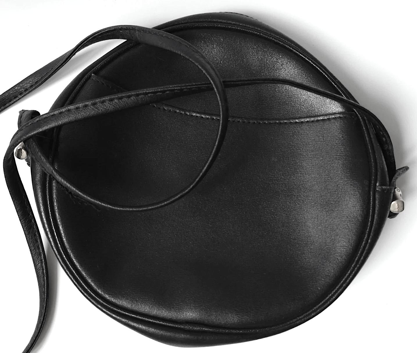 Longchamp Leder-Schulterhandtasche Made in France im Angebot 13