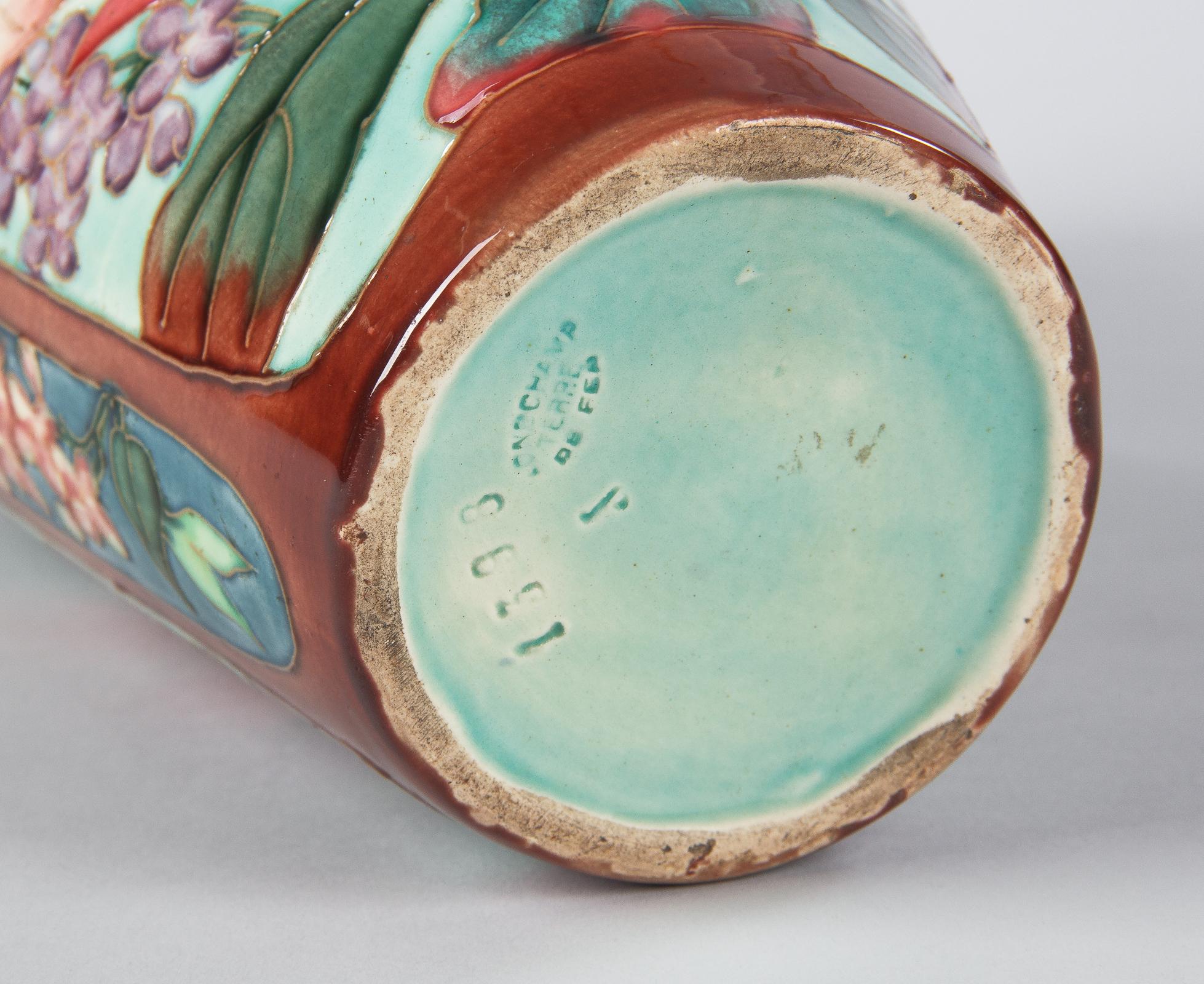 Longchamp Majolica Ceramic Vase, 1900s 9