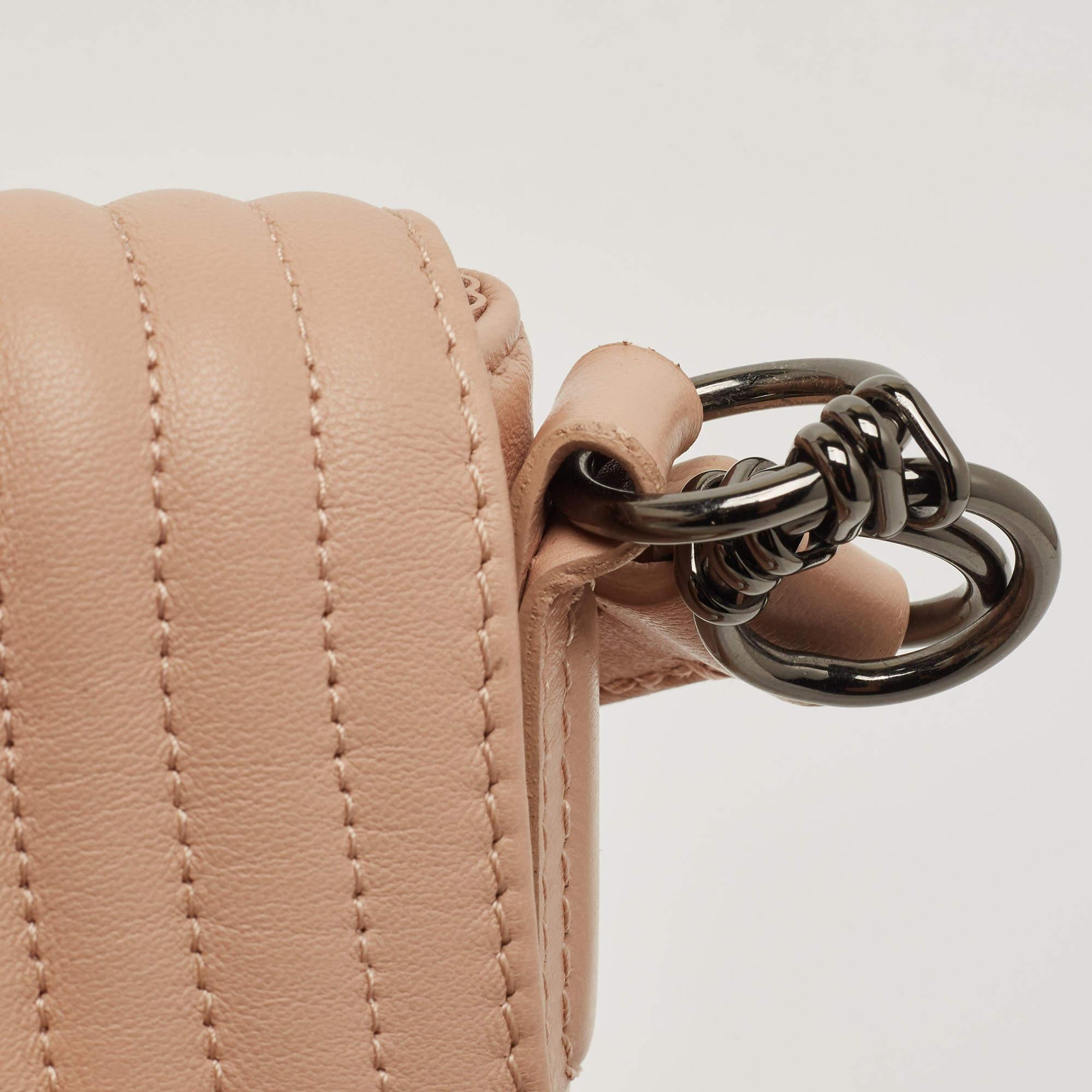 Longchamp Old Rose Leder-Umhängetasche mit Nieten und Cavalcade-Klappe 8