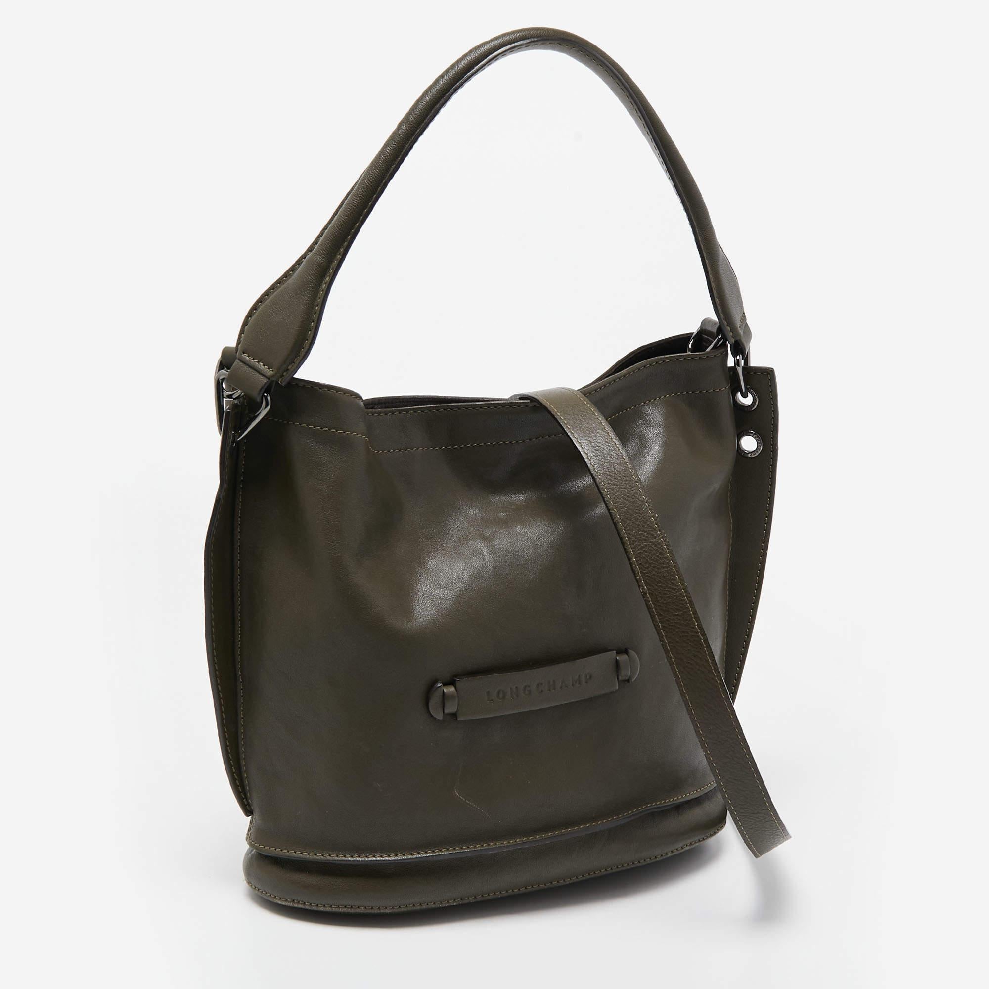 Longchamp Olive Green Leather 3D Bucket Bag In Fair Condition In Dubai, Al Qouz 2