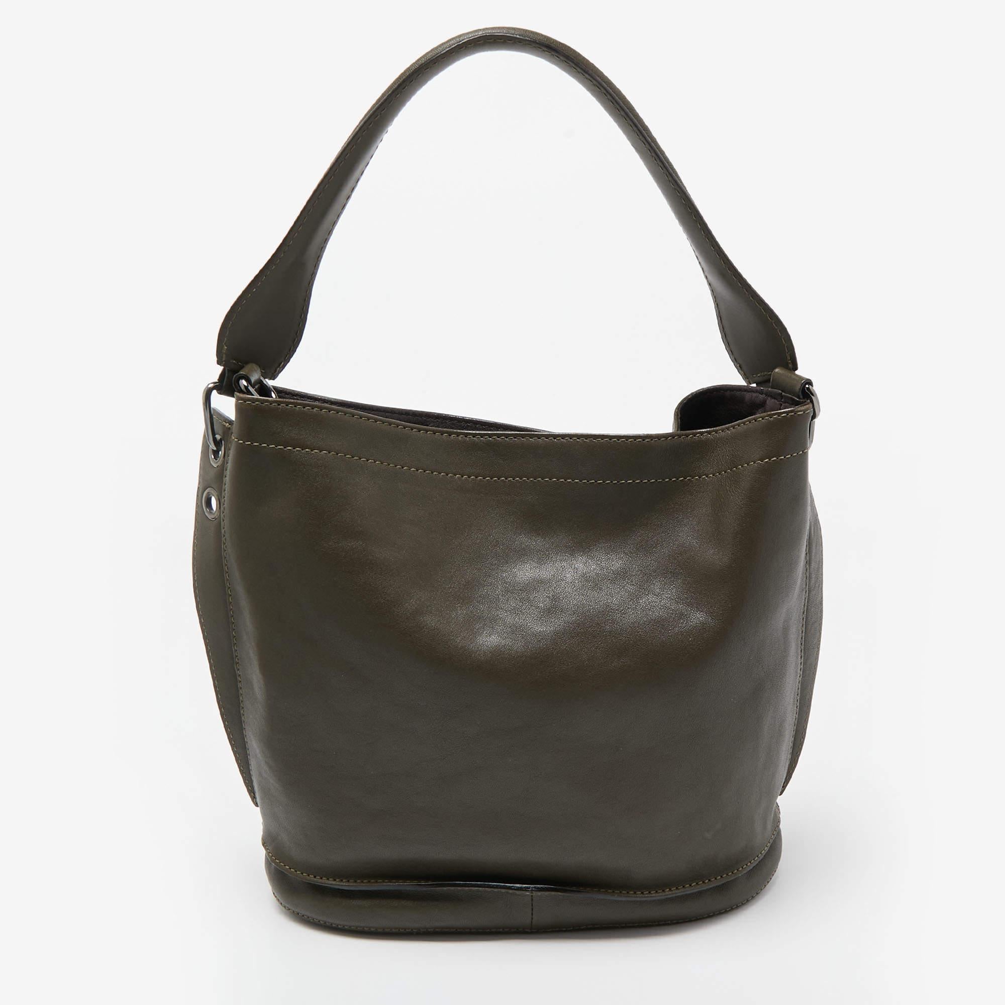 Women's Longchamp Olive Green Leather 3D Bucket Bag