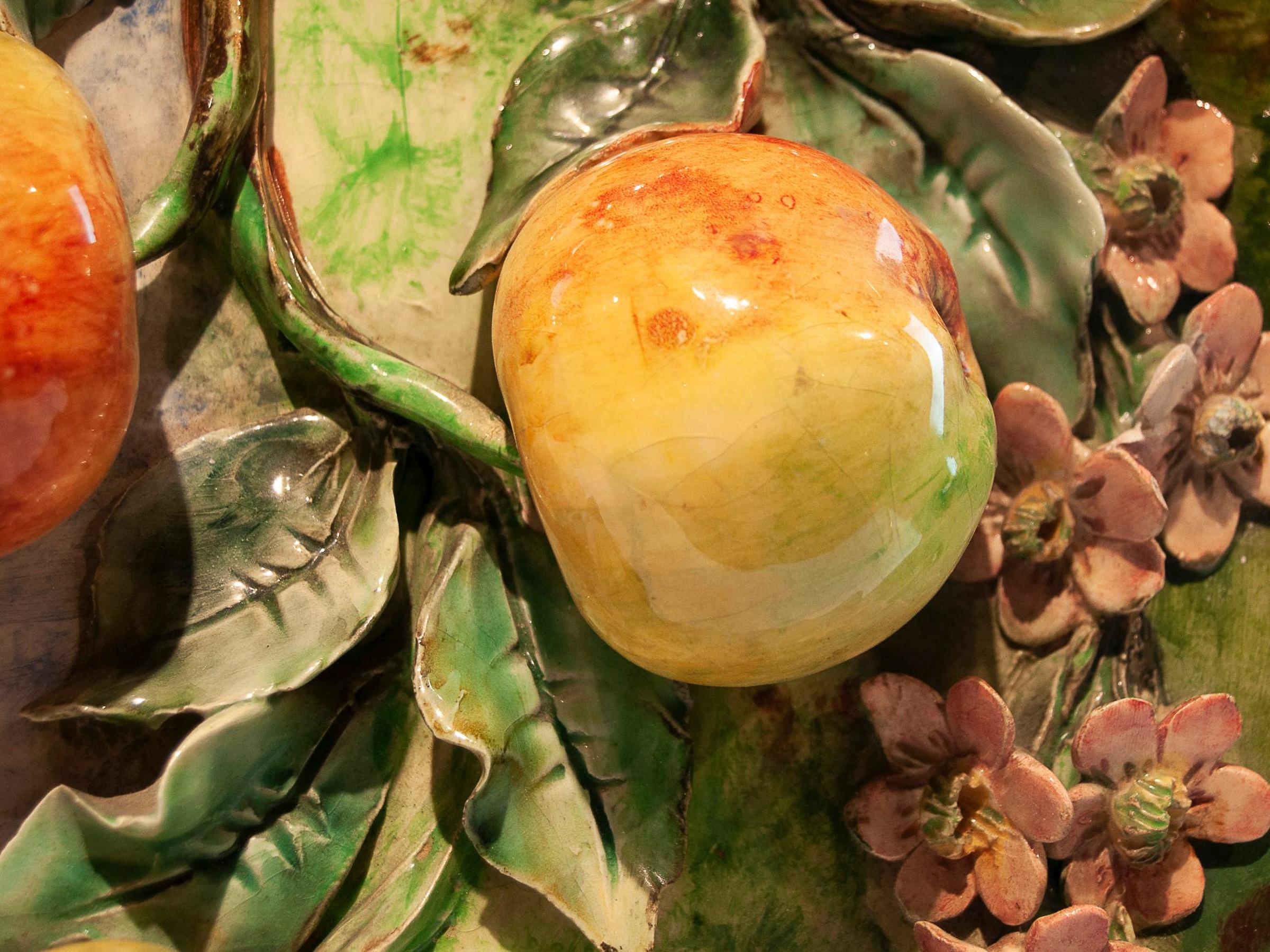 Longchamps French Majolica Barbotine Menton Wall Plaque with Apples, circa 1880 In Good Condition In Banner Elk, NC