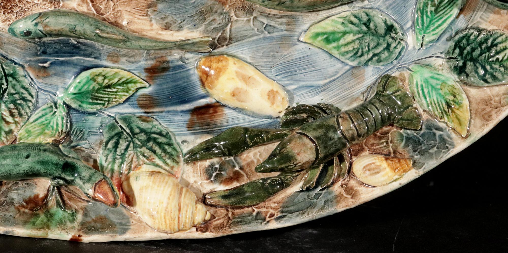 La ménagerie sauvage de Longchamp en majolique :  Plat à Palissy en majolique française en vente 6