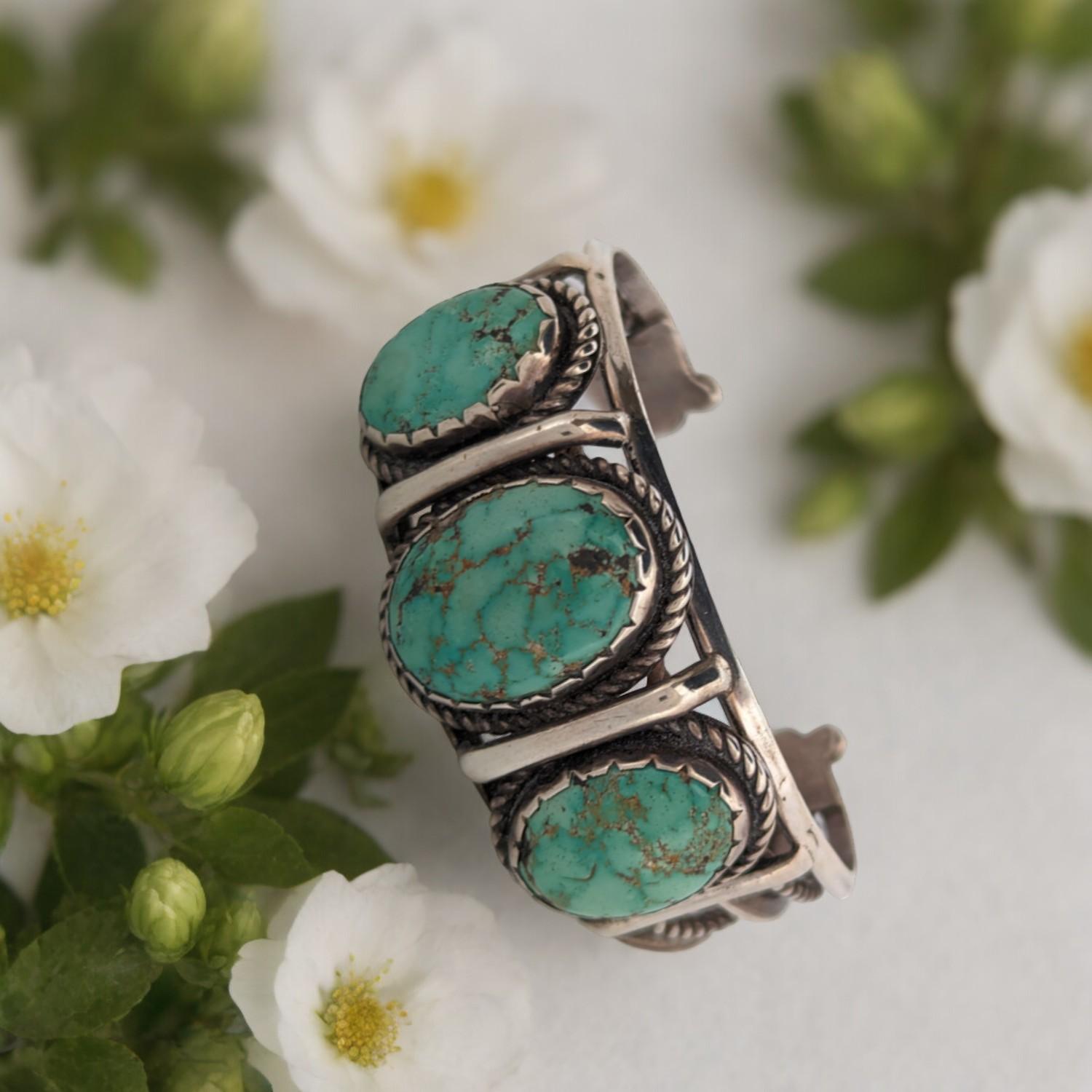 Artisan Longhorn Valley Treasure: Vintage Turquoise Cuff Bracelet