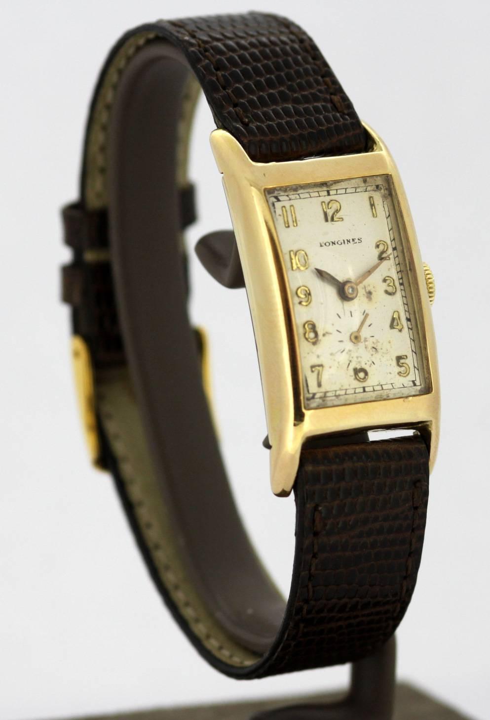 Longines - Vintage 14k yellow gold manual winding wristwatch
c.1937

Gender: Unisex
Case size: 40 x 21 mm (Including crown)
Movement: Manual Winding
Watchband Material: Leather
Case material : 14K Gold
Display Type:	Analogue	
Dial: ( See Photos
