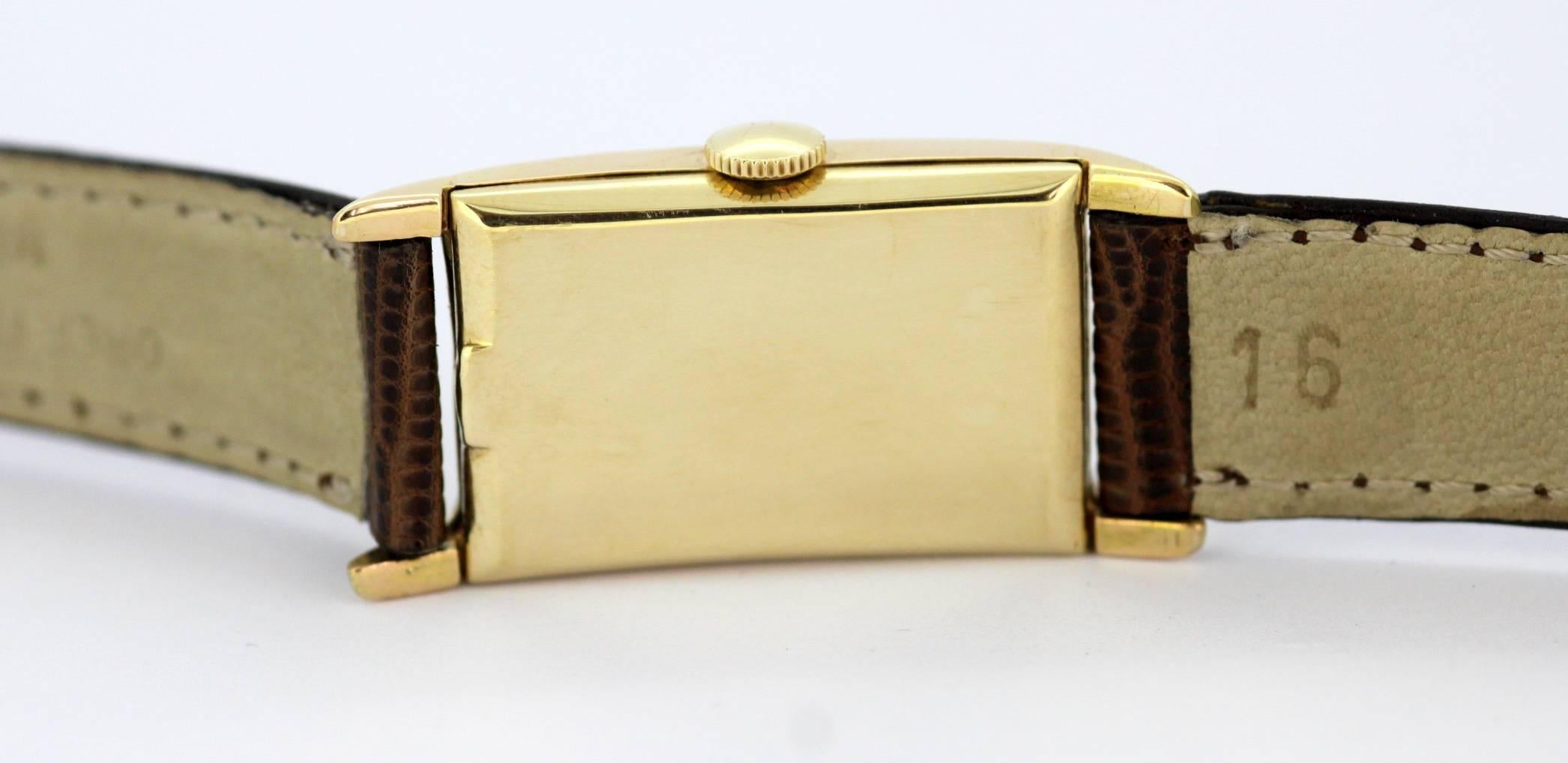 Longines, Vintage 14 Karat Yellow Gold Manual Winding Wristwatch, 1937 4