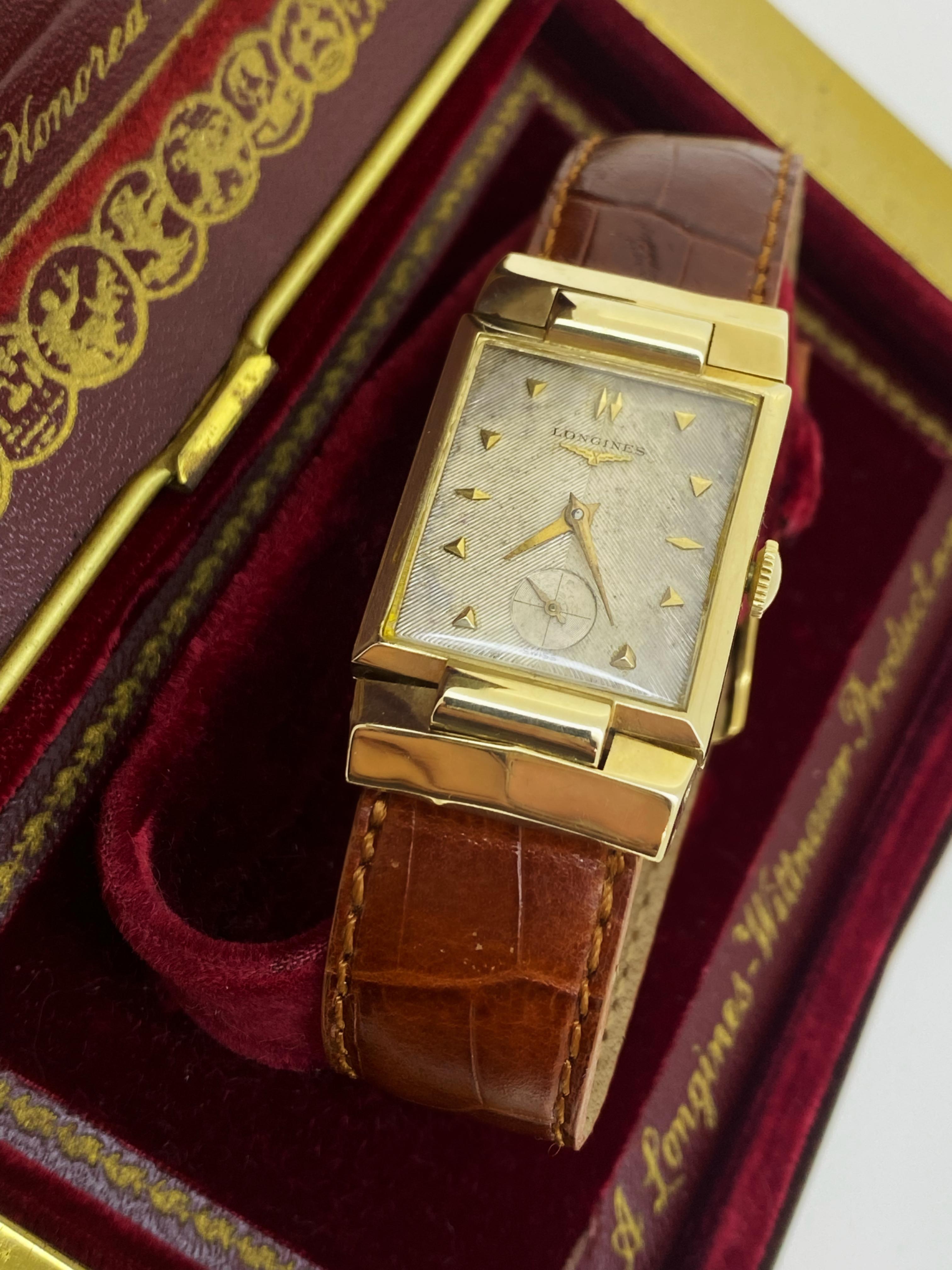 Longines 14K Gold ref 3389, 22.L c1953 Rectangle Articulated Adaptive Lugs Watch In Excellent Condition For Sale In MELBOURNE, AU