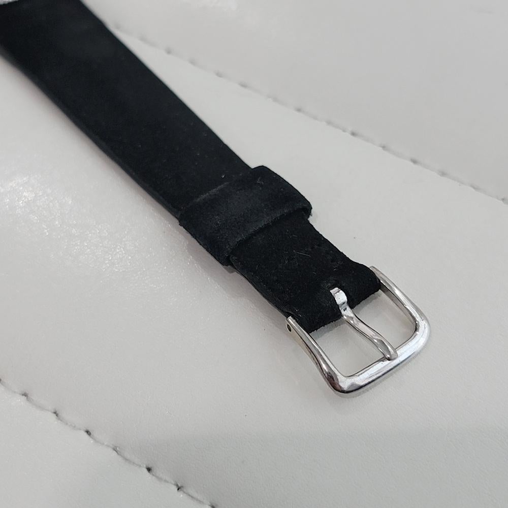 Reloj de cuerda manual Longines de oro blanco de 14 quilates de 28 mm de los años 60 para señora de cóctel con diamantes RA654 en venta 4