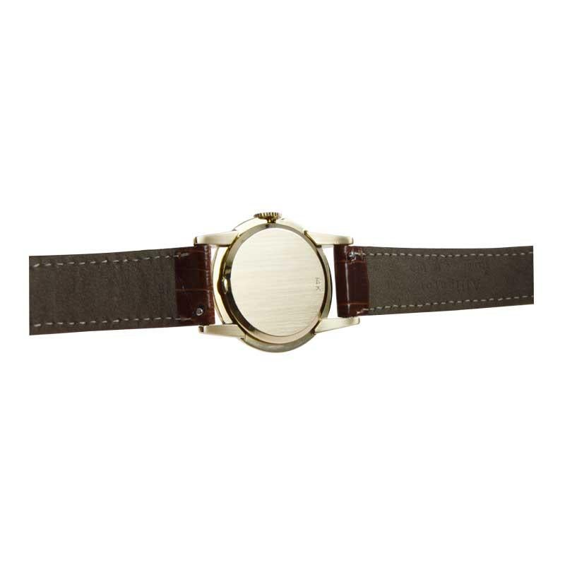 Longines 14 Karat Solid Gold Art Deco Wristwatch, circa 1940s 3