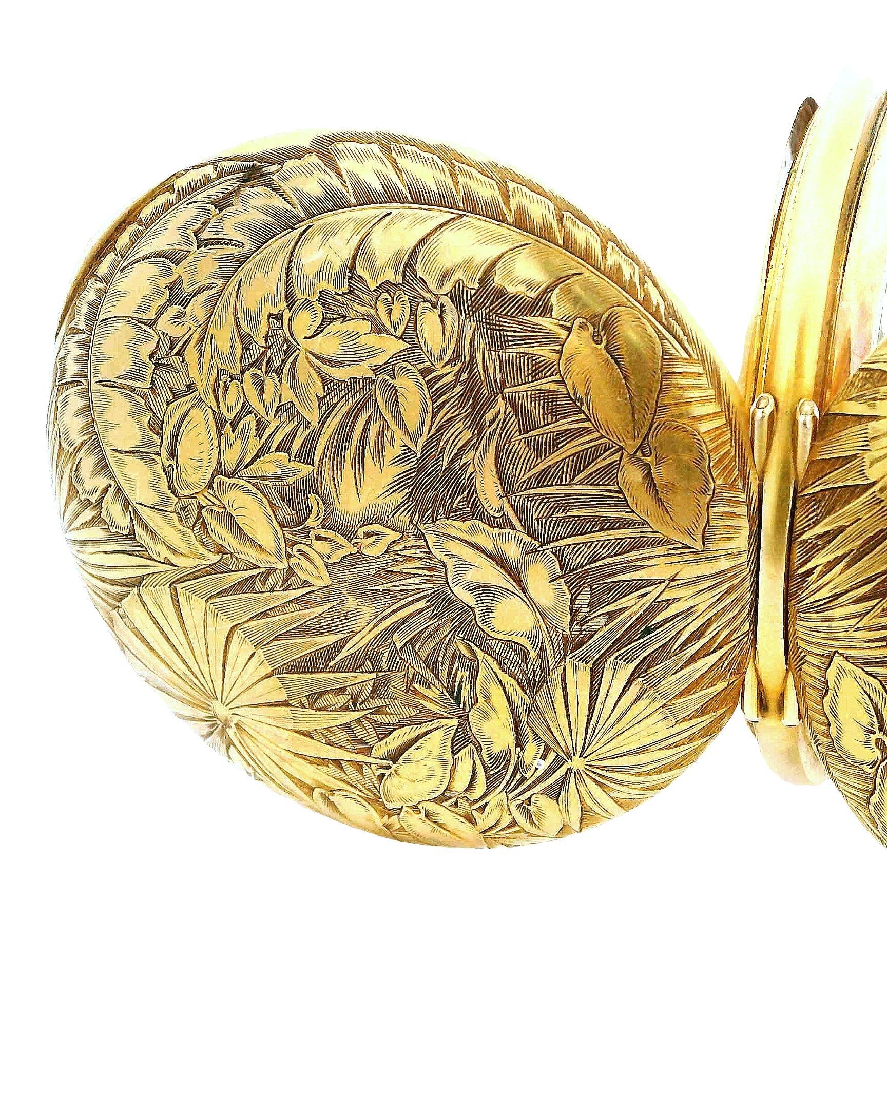 Longines 18K Yellow Gold Finely Engraved Jungle & Raised Lion Pocket-Watch In Excellent Condition For Sale In Great Neck Plaza, NY