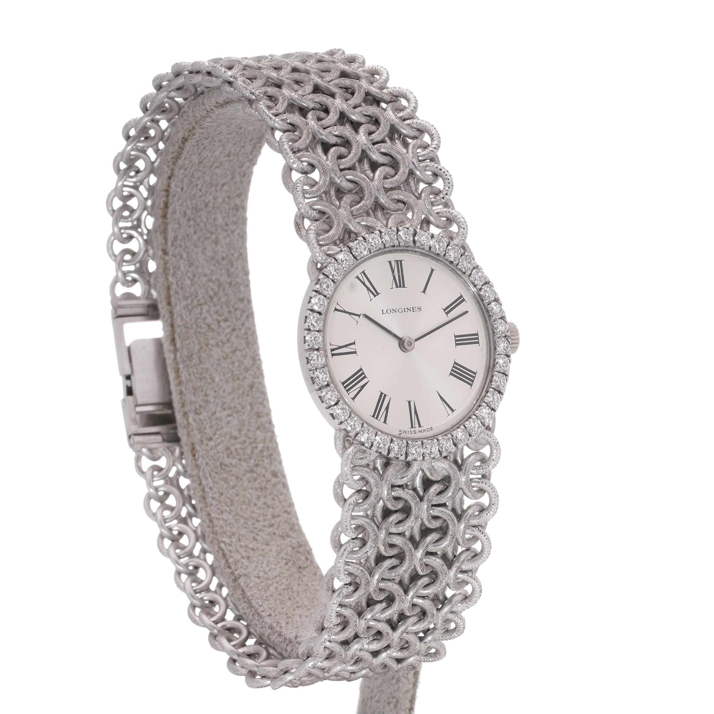 Longines 18kt. white gold ladies' wristwatch with diamond-set bezel In Good Condition For Sale In Braintree, GB