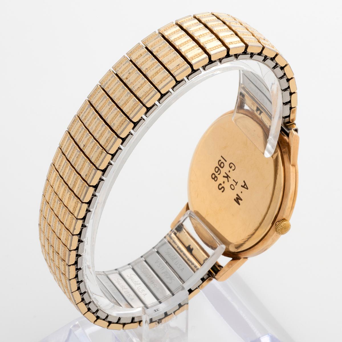 Boîte en or jaune 9K de Longines, mouvement manuel cal 280, bracelet Speidel, 1966 Unisexe en vente