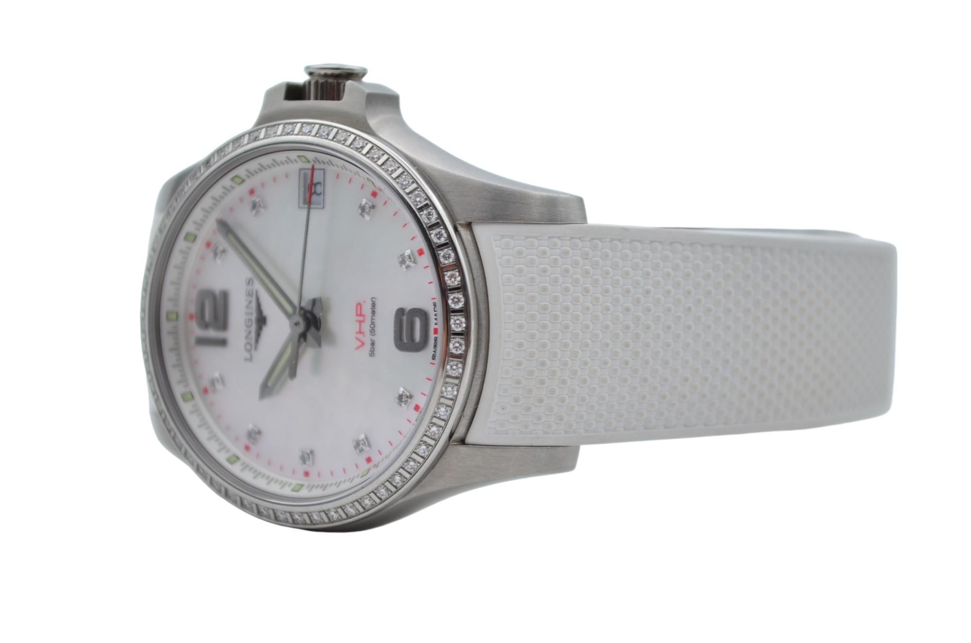 Longines Conquest V.H.P. 36 Montre avec cadran et papiers 2020 Réf. L3.316.0.87.9 Excellent état à București, București