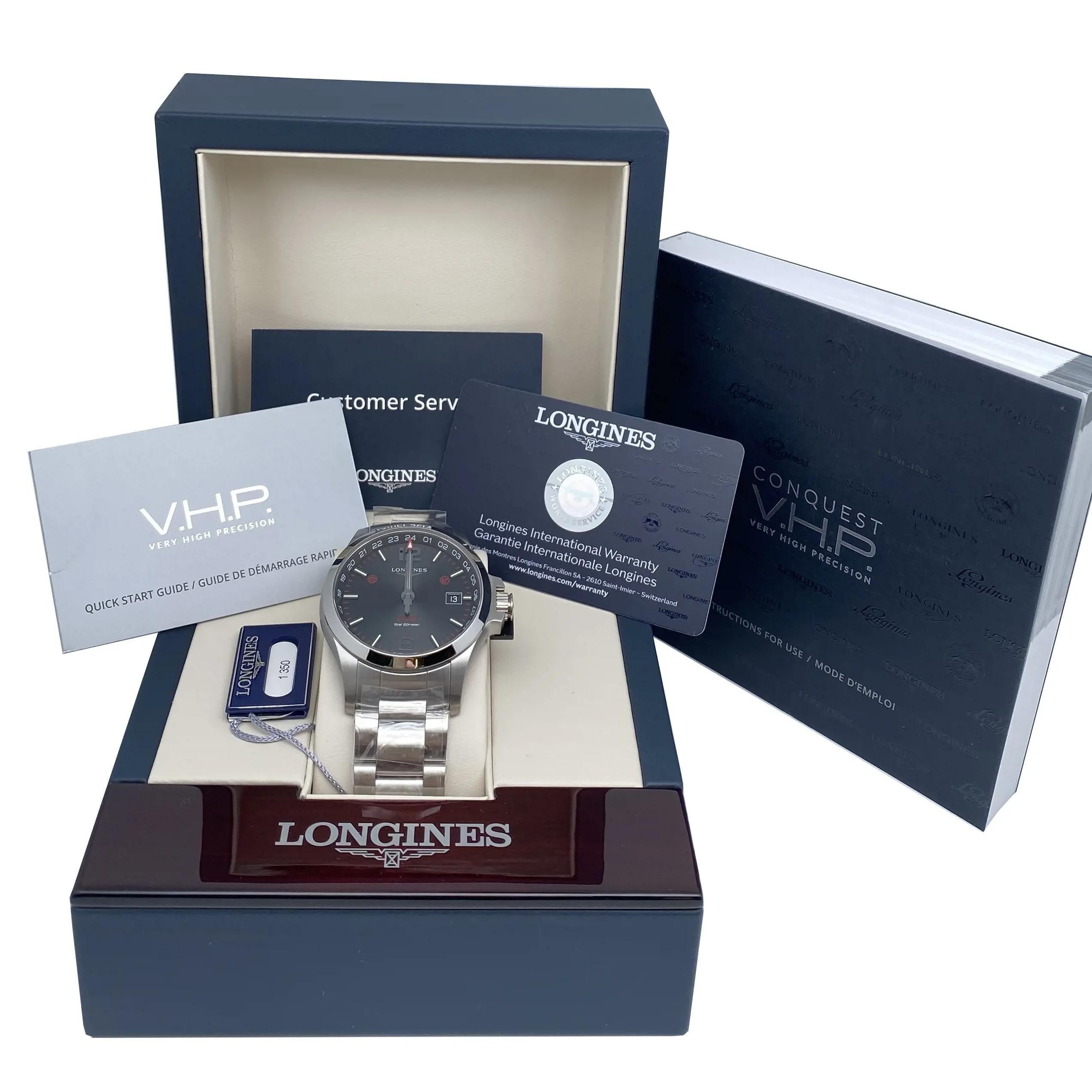 Longines Conquest V.H.P. GMT 43mm Steel Black Dial Quartz Watch L3.728.4.56.6 In New Condition In New York, NY