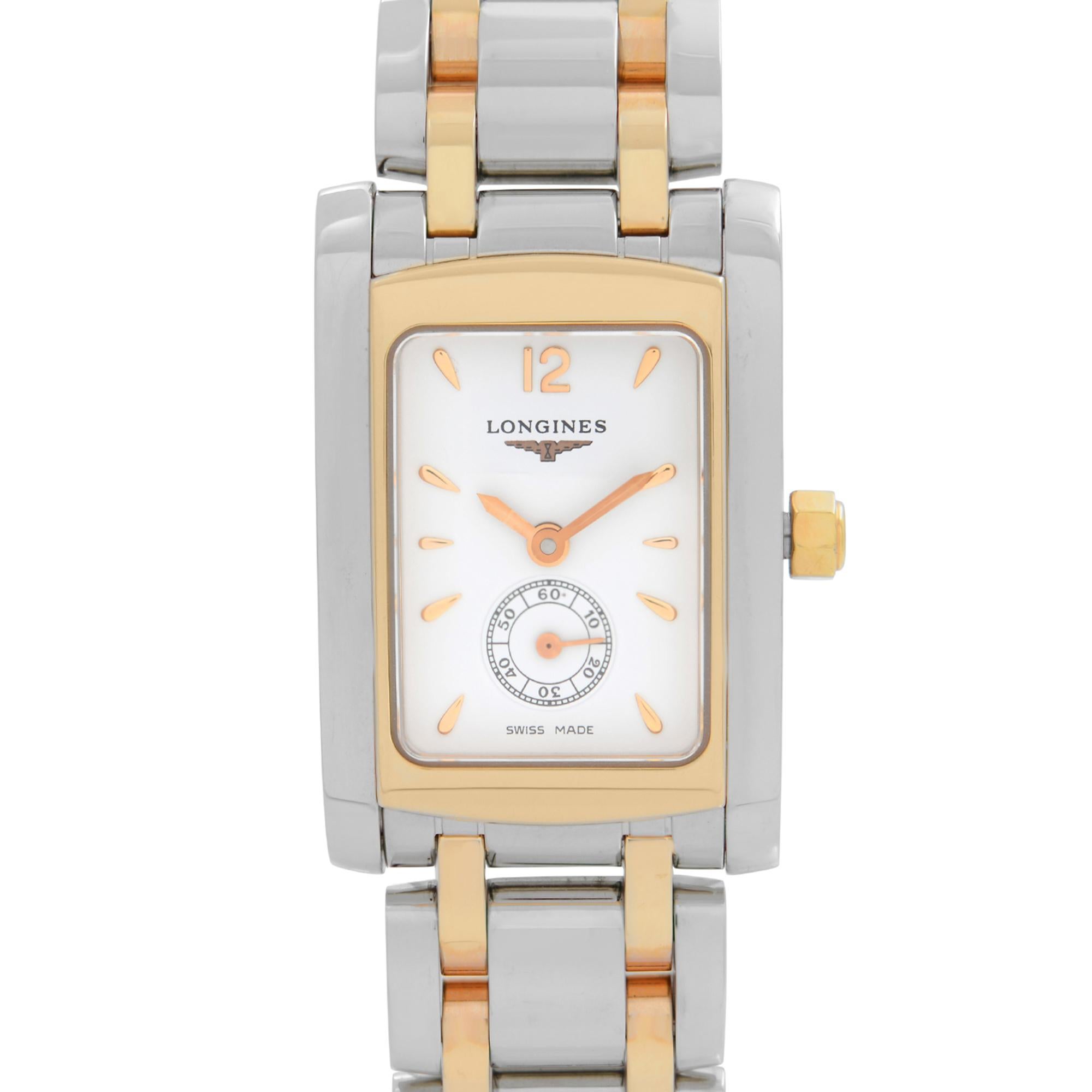 Display Model Longines Dolce Vita Two-Tone Steel White Dial Quartz Ladies Watch L5.155.5.18.7. This Beautiful Timepiece is Powered by a Quartz (Battery) Movement And Features: Rectangular Stainless Steel Case with a Two-Tone (Stainless Steel & Rose
