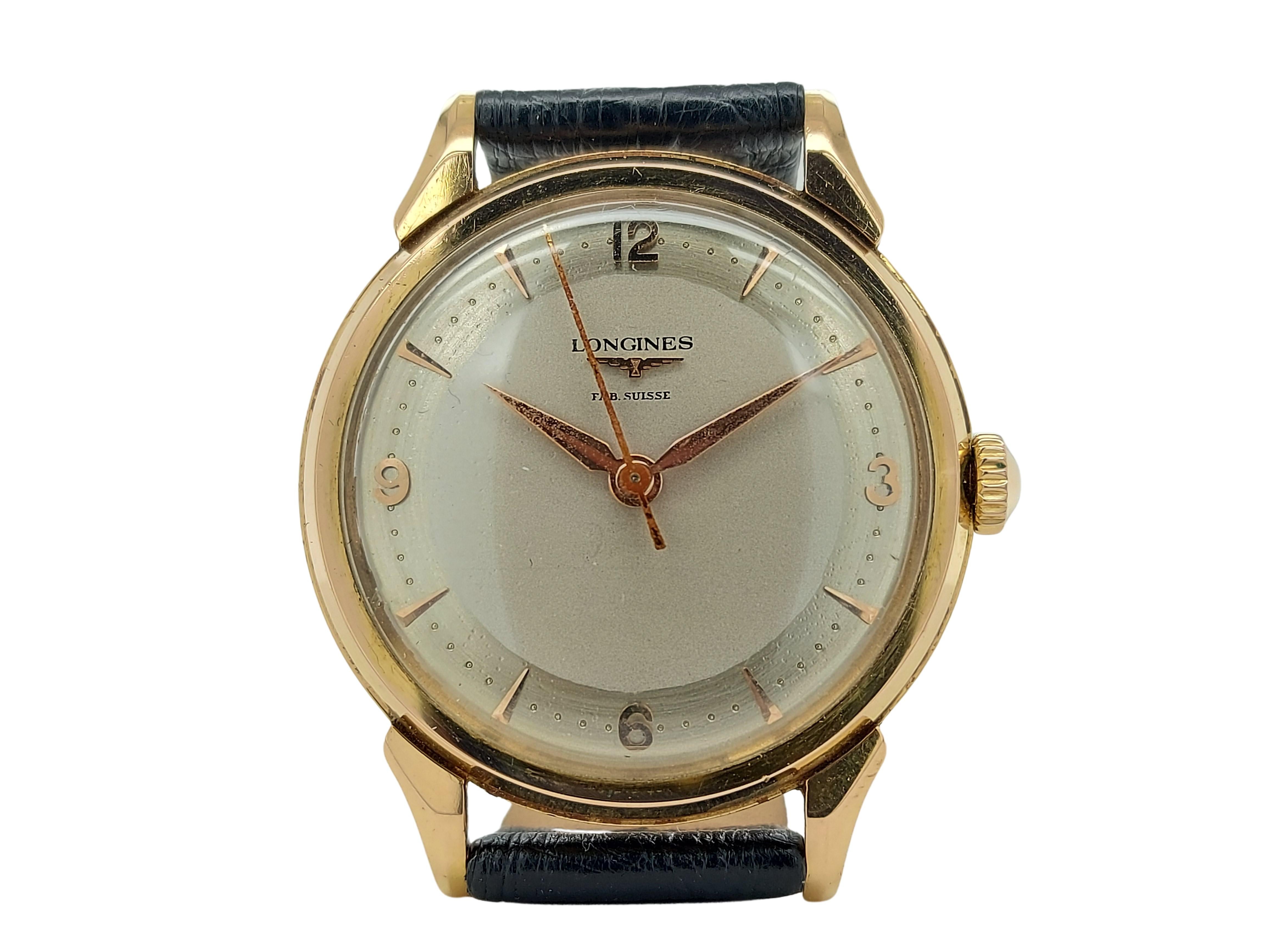 Longines Fab Suisse, 35mm, 18 kt yellow gold Case, Handwinding Wrist Watch

Movement: Handwinding, Caliber 27MS

Functions: Hours, Minutes, Seconds

Case: 18 kt yellow gold, Diameter 35 mm (without crown), Thickness 9.2 mm, back outer case has