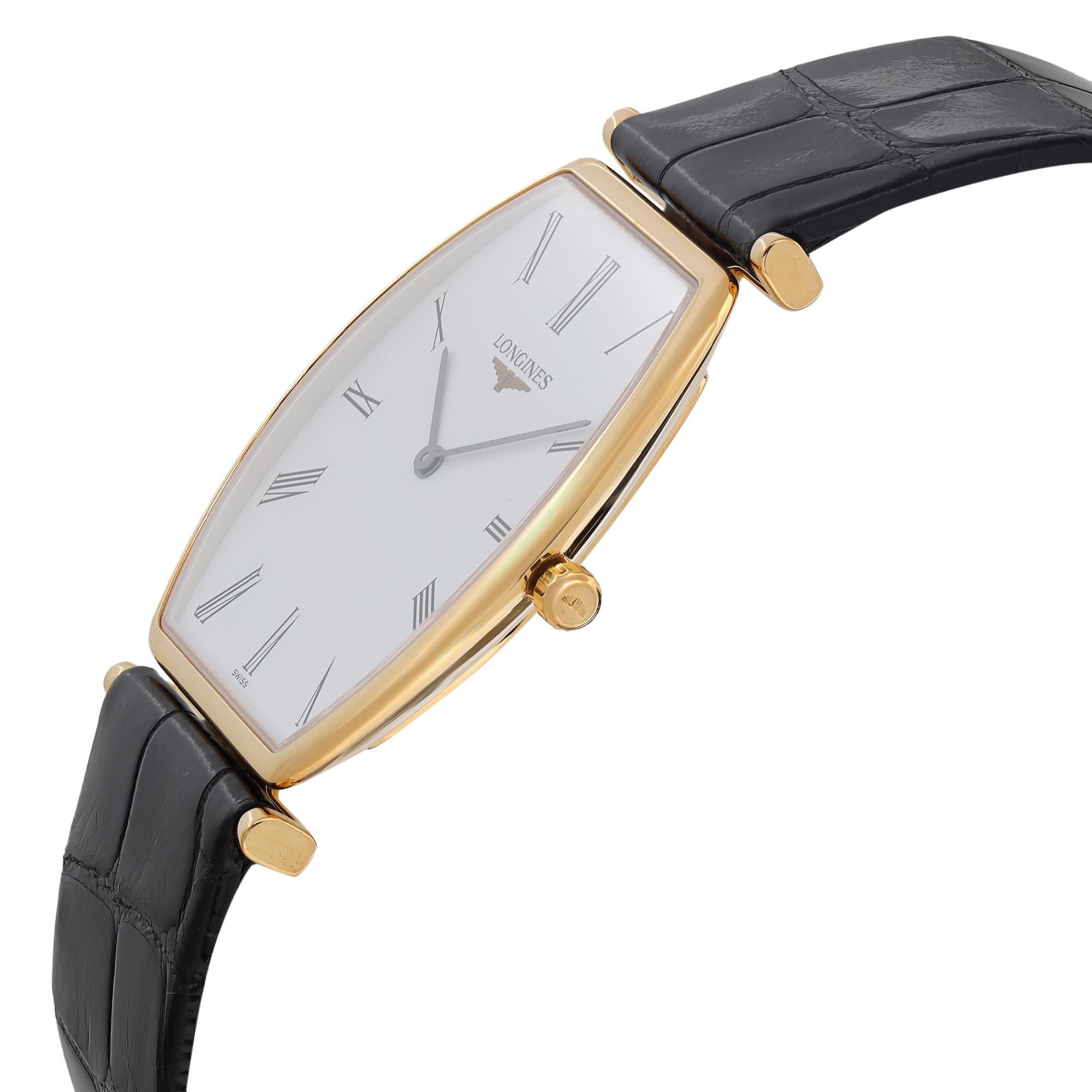 Display model. May have minor marks due to store handling. Original box and papers are included.

Brand: Longines  Type: Wristwatch  Department: Men  Model Number: L4.705.2.11.2  Country/Region of Manufacture: Switzerland  Style: Classic  Model: