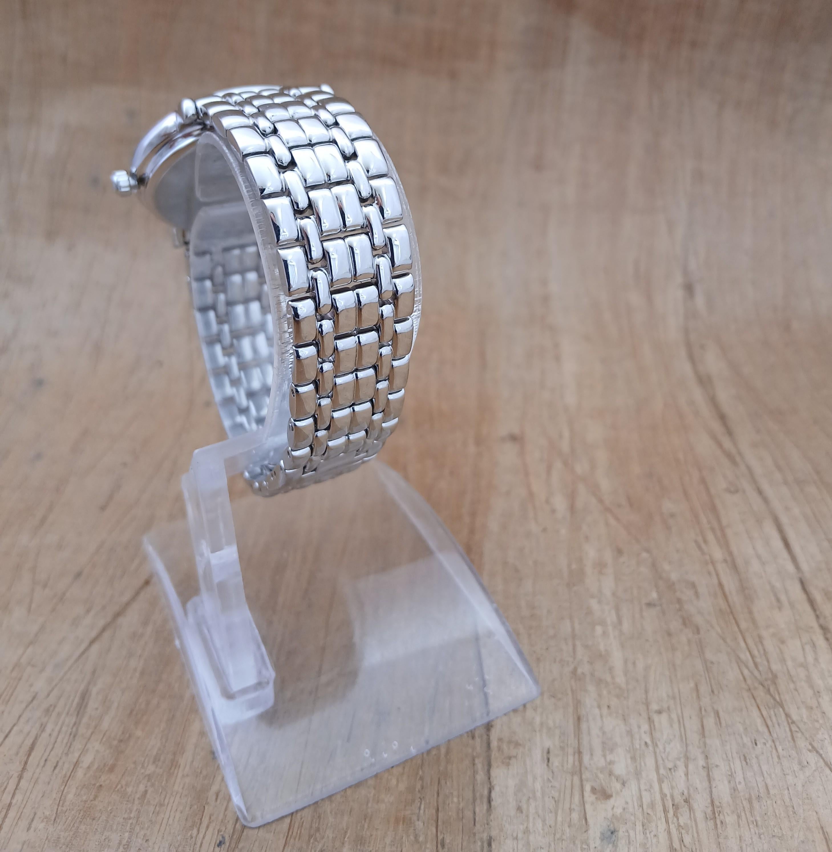 Longines La Grande Classique Presence L4.721.4 Orologio automatico da uomo in acciaio con scatola in vendita 10