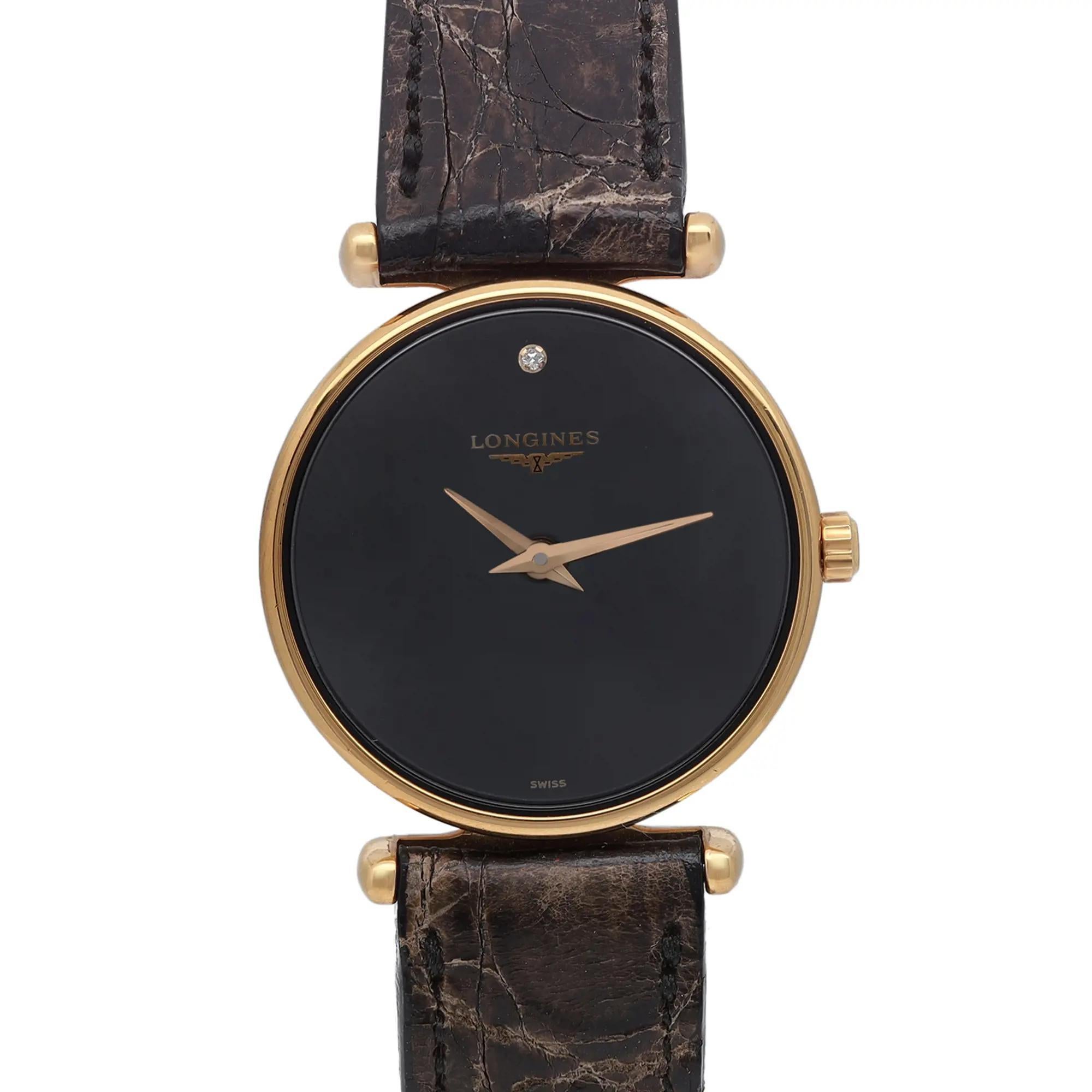 Tiny scratches on the case and case back. The band has tiny wrinkles and cracks on the outer side. No original box and papers.

Brand: Longines  Type: Wristwatch  Department: Women  Model Number: L4.135.2  Country/Region of Manufacture: Switzerland 