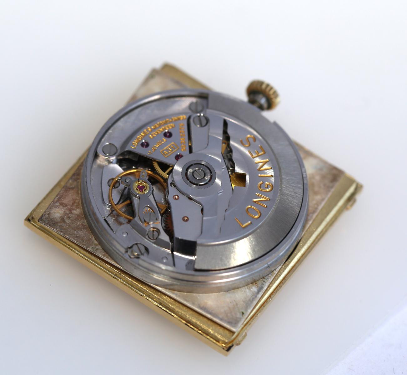 Longines Mechanical Automatic Date Swiss Watch Square 18K Yellow Gold, 1970 4