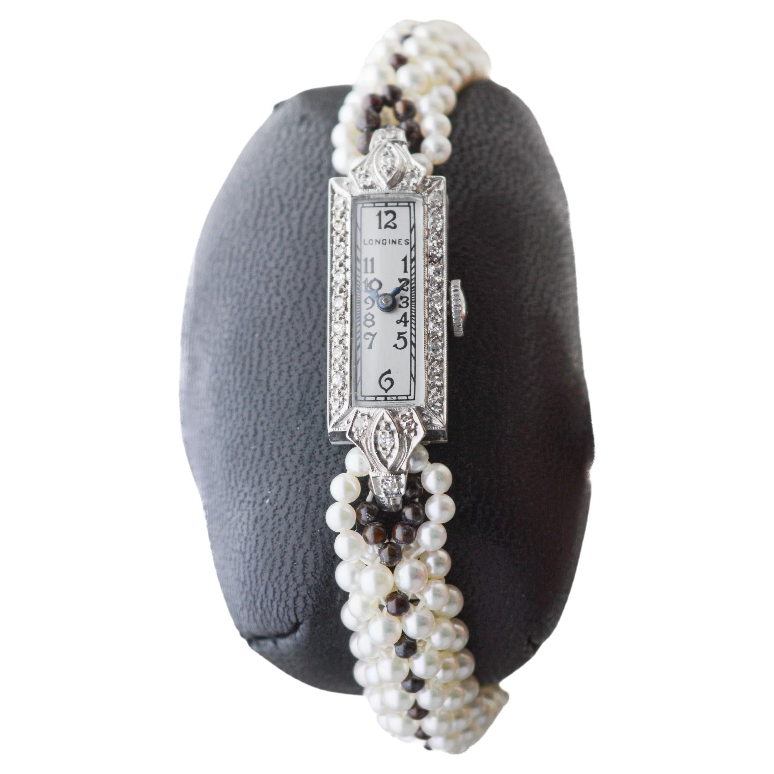 Montre de dame Longines en platine Art déco avec bracelet en perles circa, 1930 en vente 1
