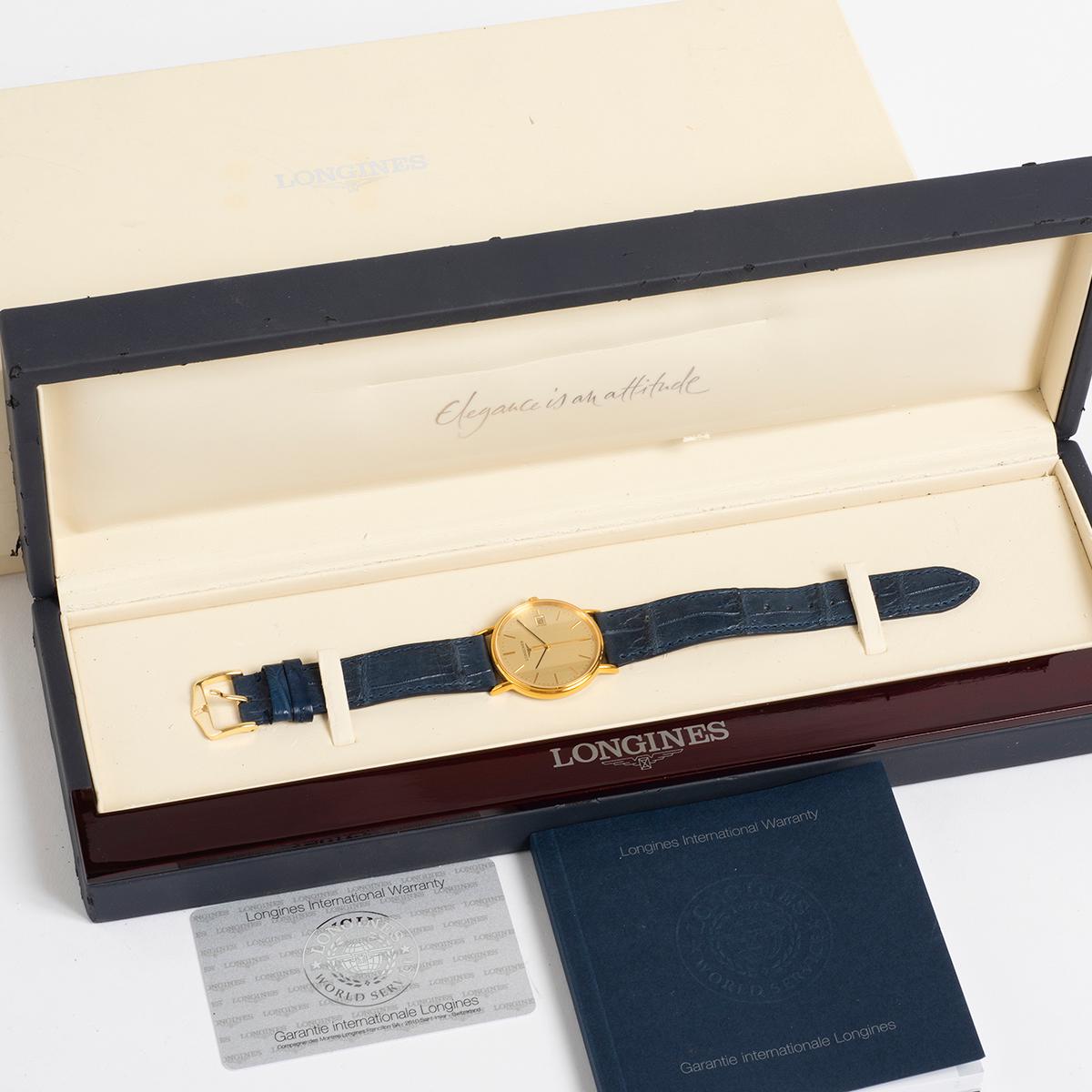Our classic Longines Presence quartz reference L4.720.2 with date features a gold plated 34mm case with champagne dial and leather strap. Presented in excellent condition with light signs of use , this practical Longines comes complete with inner